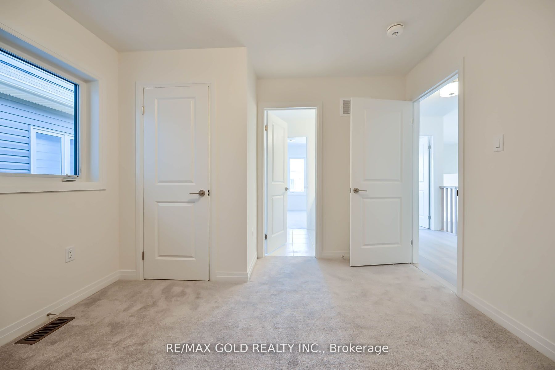 50 Wakeling Drive Property Photo 37