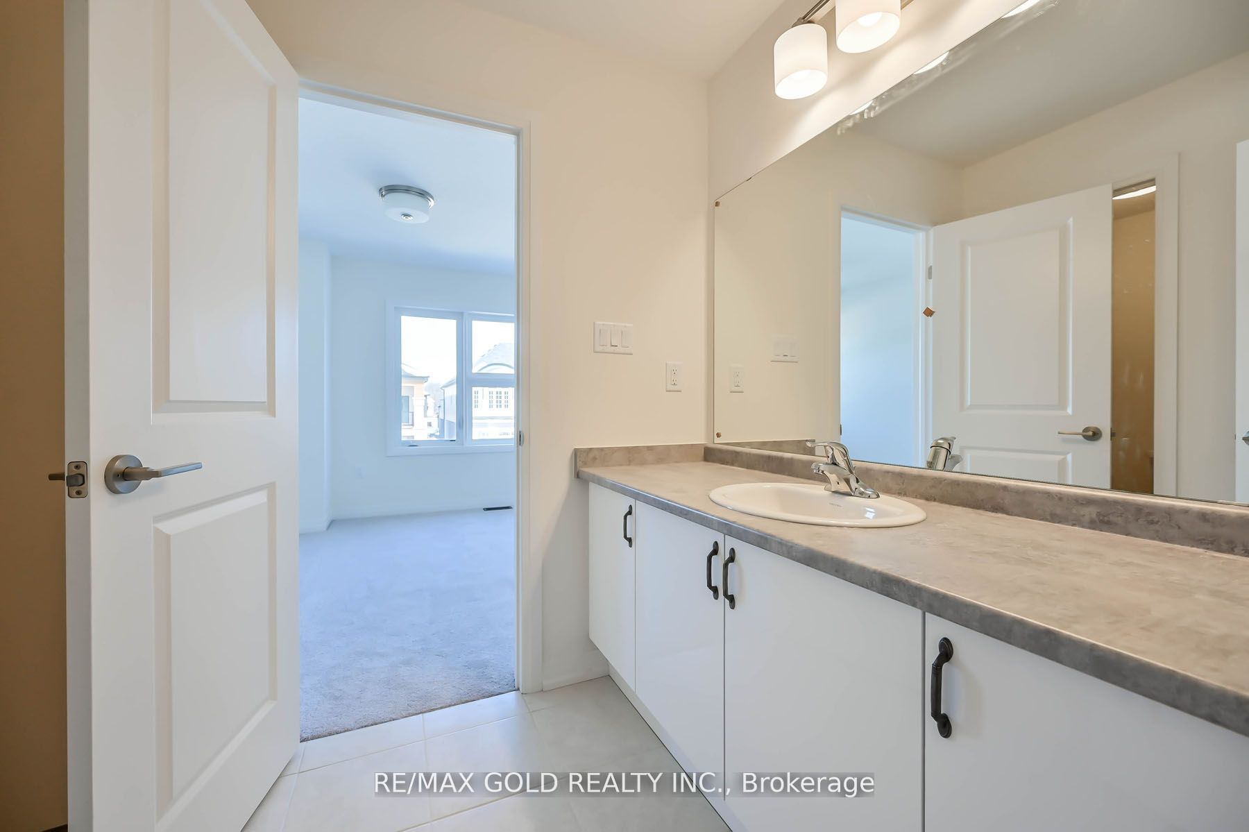 50 Wakeling Drive Property Photo 38