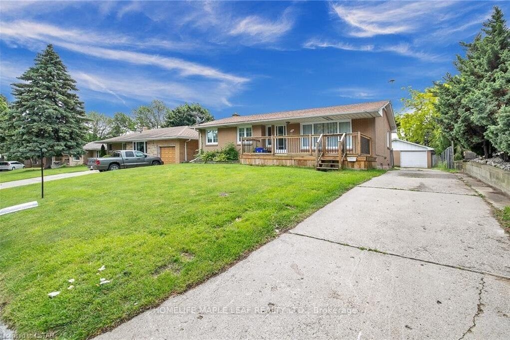 Leamington Real Estate Listings Main Image