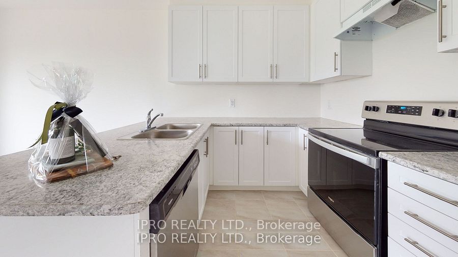 114 Winters Way Property Photo 1