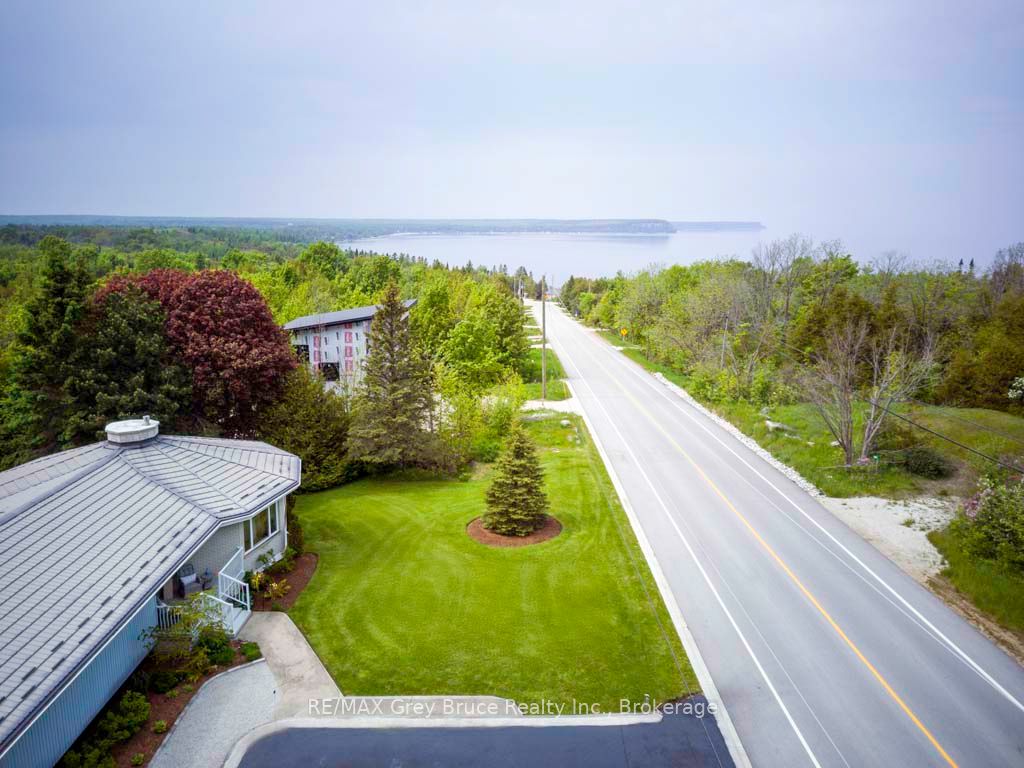 15 Isthmus Bay Road Property Photo 3