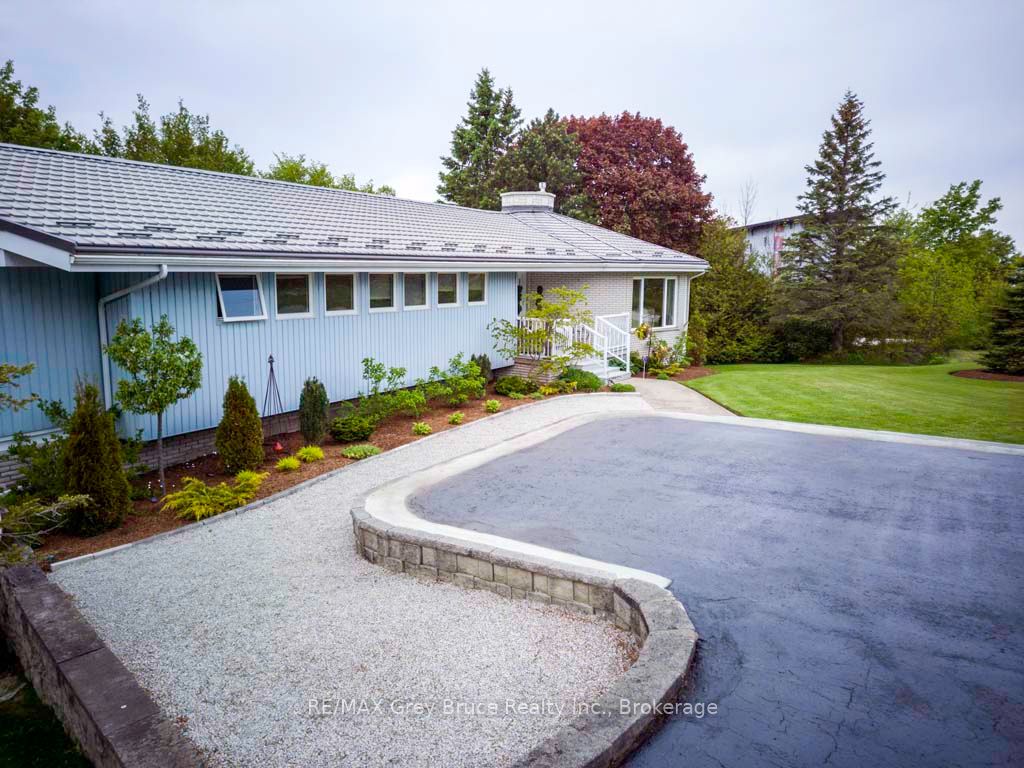 15 Isthmus Bay Road Property Photo 4