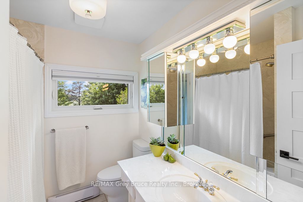 15 Isthmus Bay Road Property Photo 17