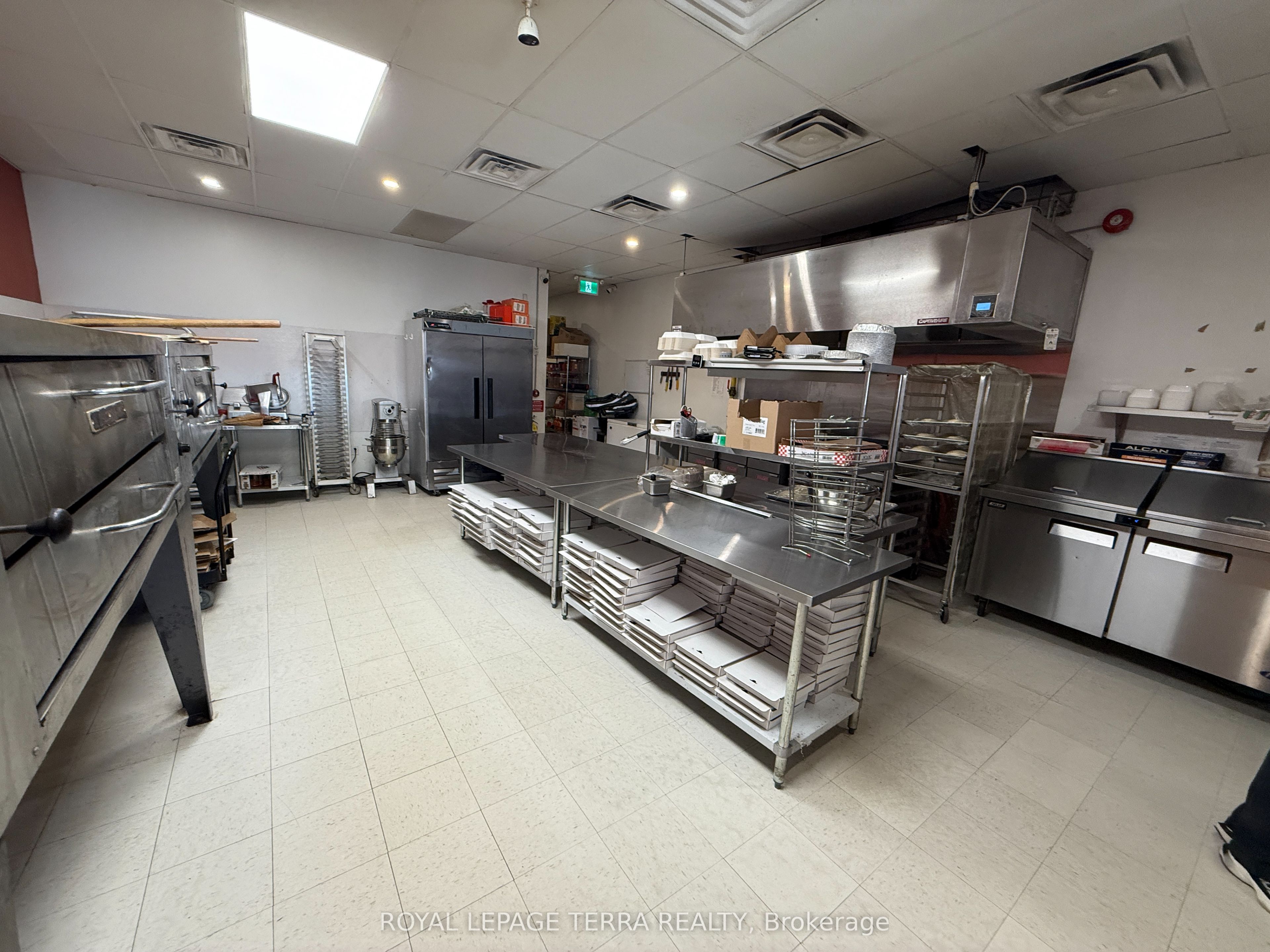 #4 - 6080 Mcleod Road Property Photo 5