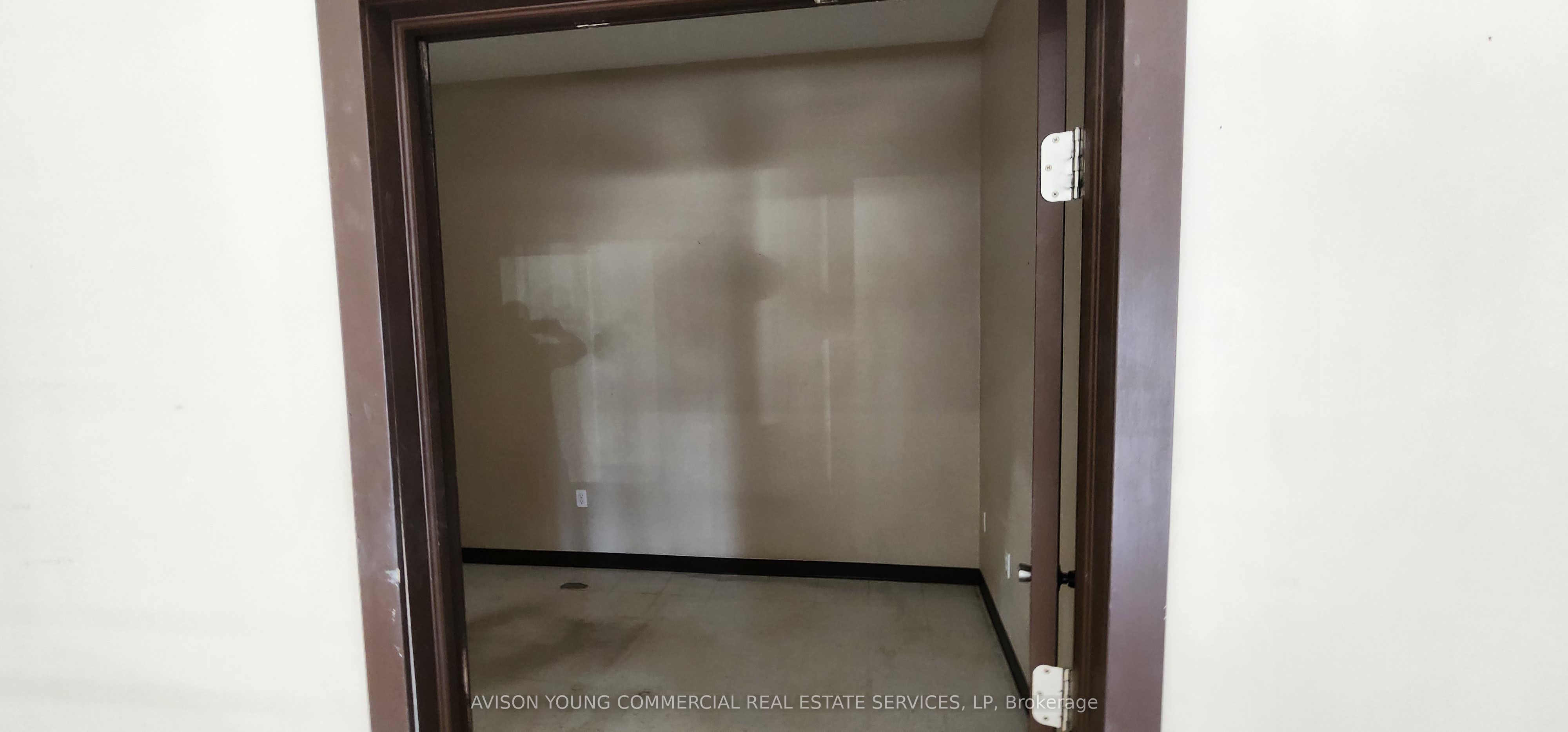 90 Charterhouse Crescent 5-7 Property Photo 23