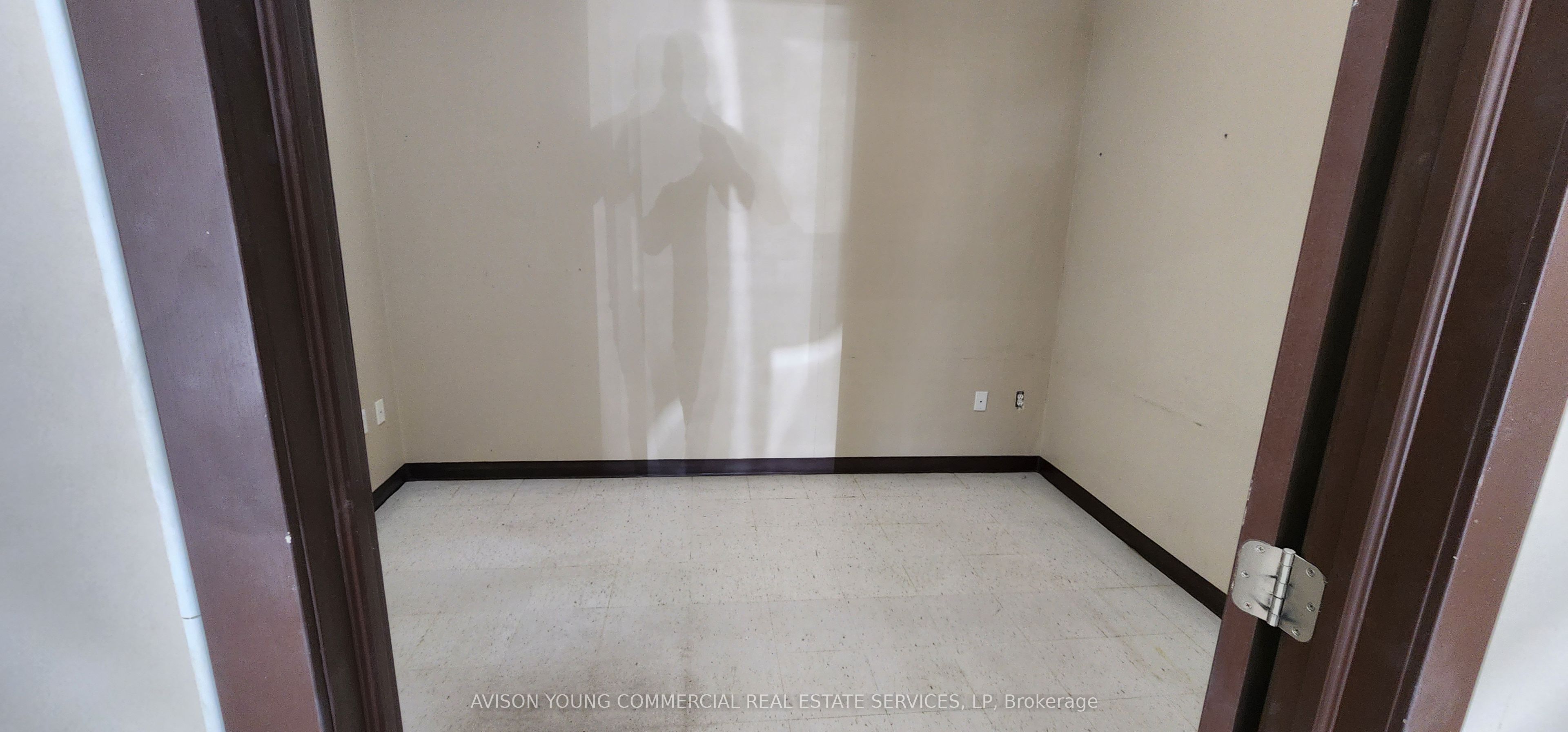 90 Charterhouse Crescent 5-7 Property Photo 24
