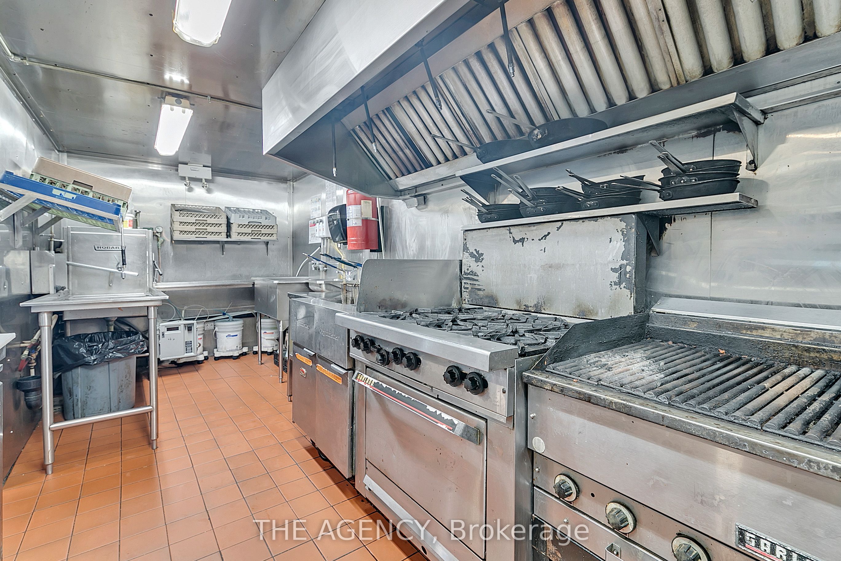 3215 Roseville Road Property Photo 23
