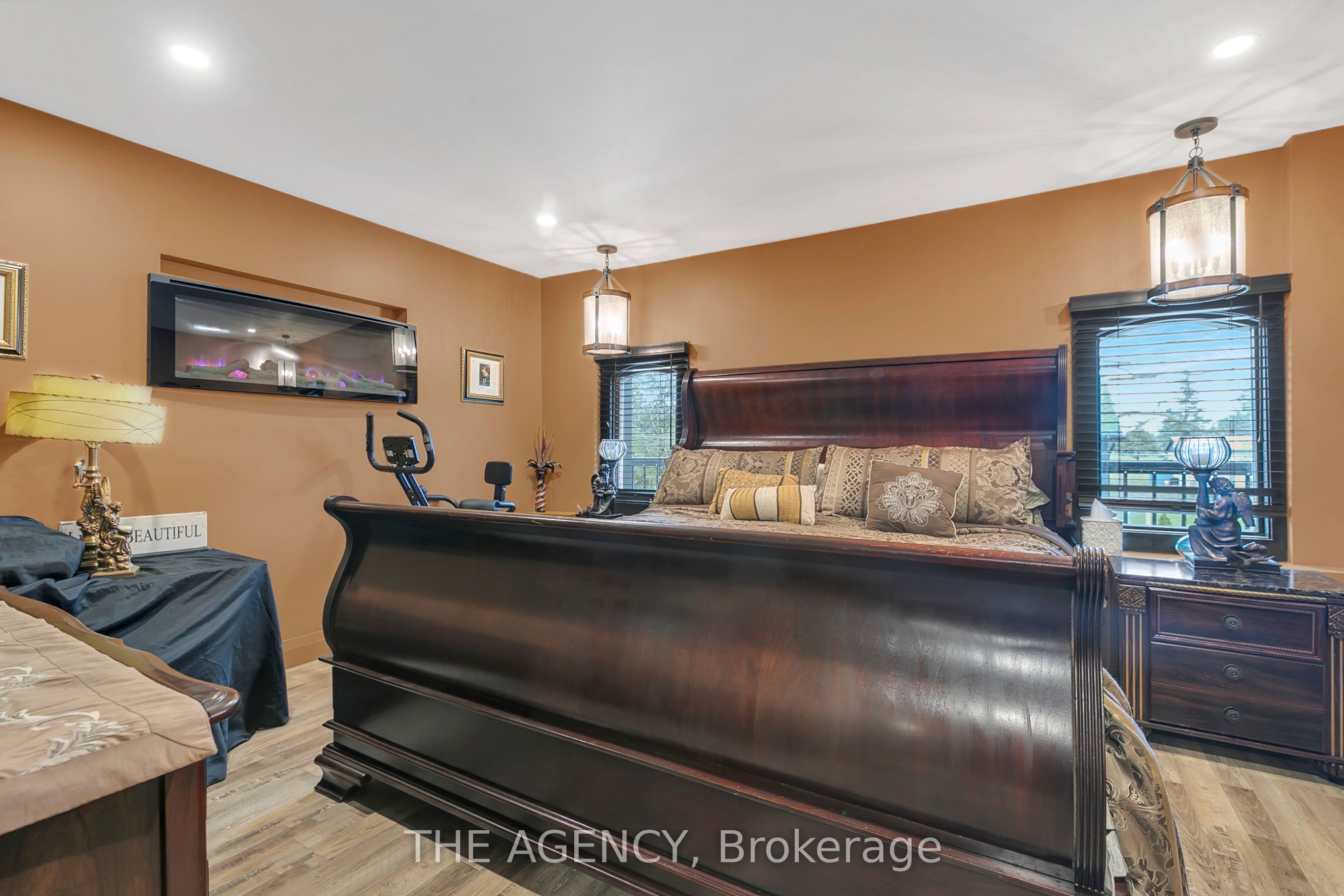 3215 Roseville Road Property Photo 33