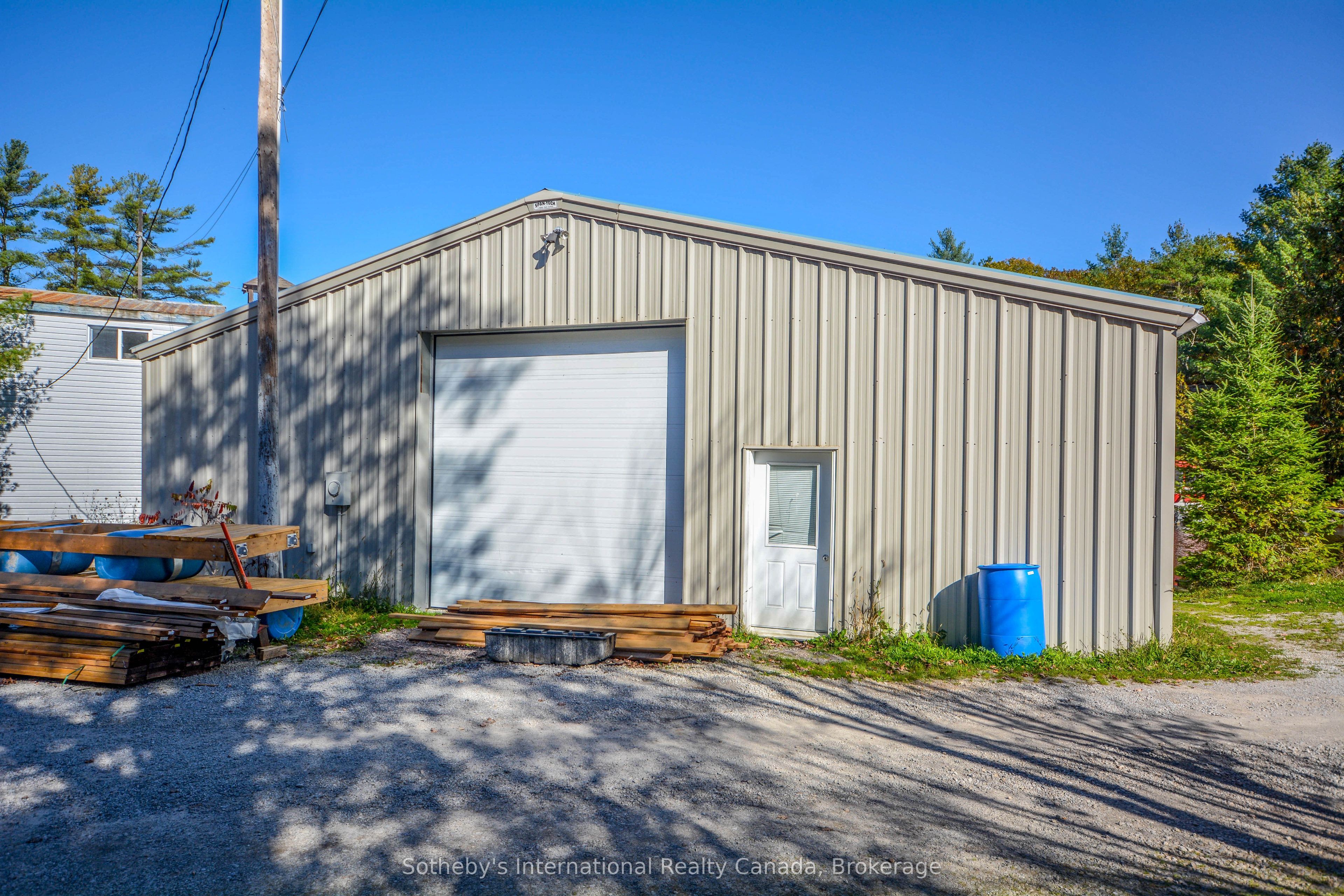 827 Go Home Lake Road Property Photo