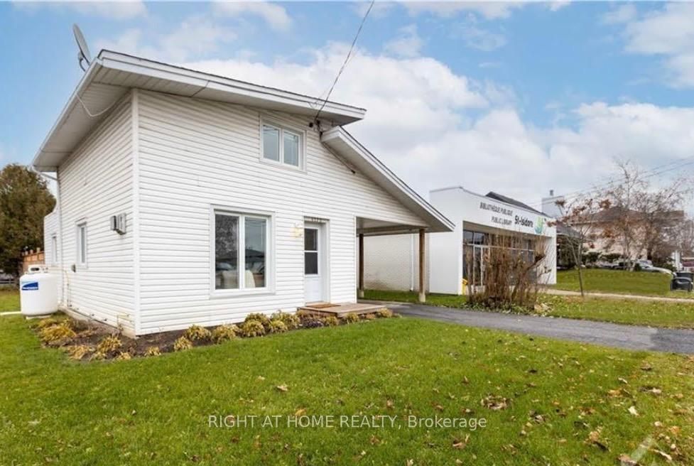 K0c 2b0 Real Estate Listings Main Image