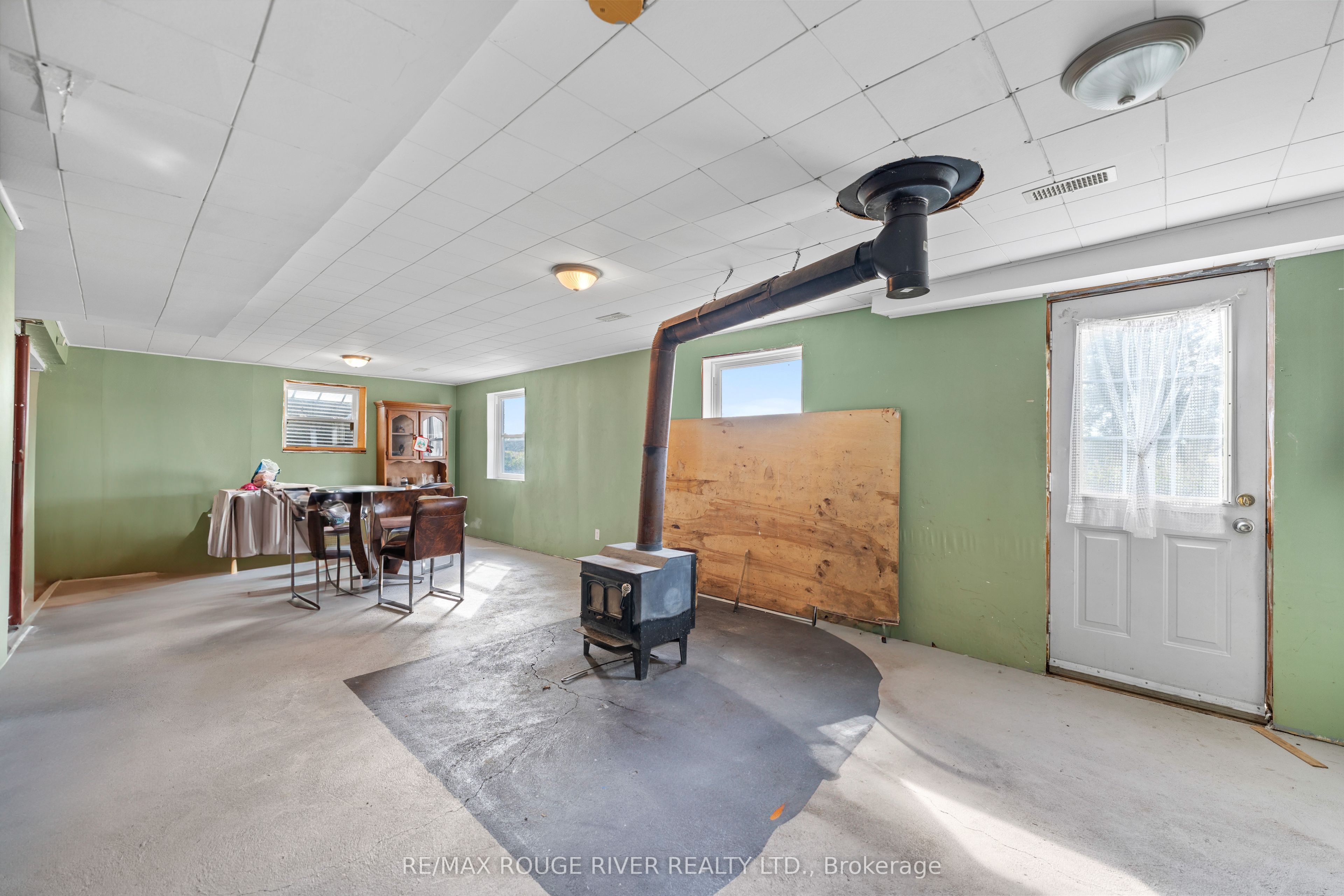 390 Jakobi Road Property Photo 13