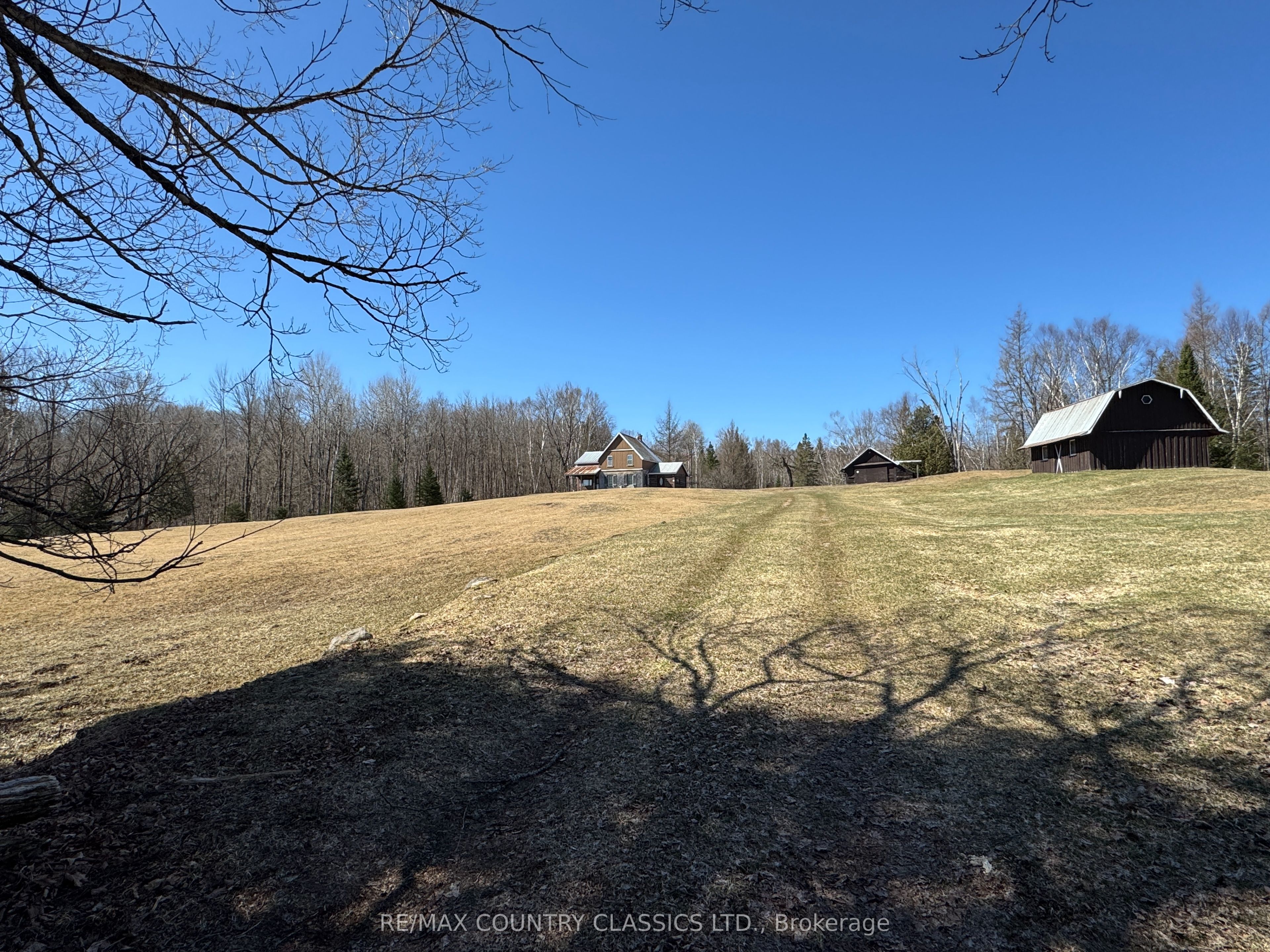 1908 Lower Faraday Road Property Photo
