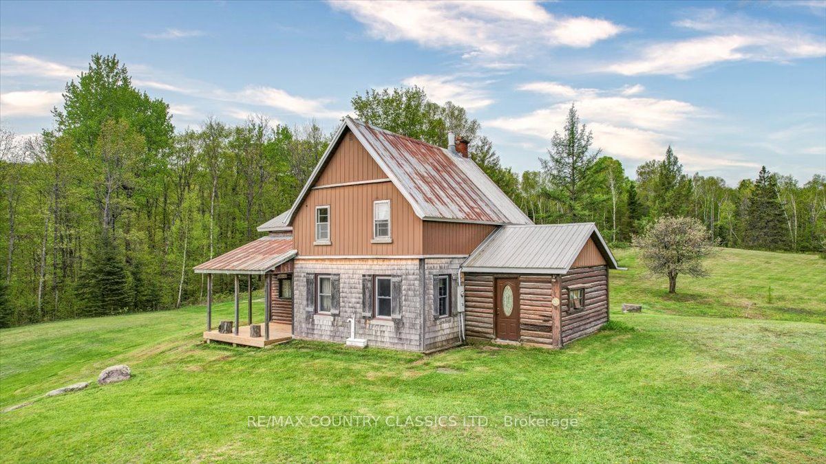 1908 Lower Faraday Road Property Photo 1