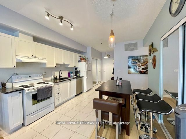 50 Mill Street N 314 Property Photo 7