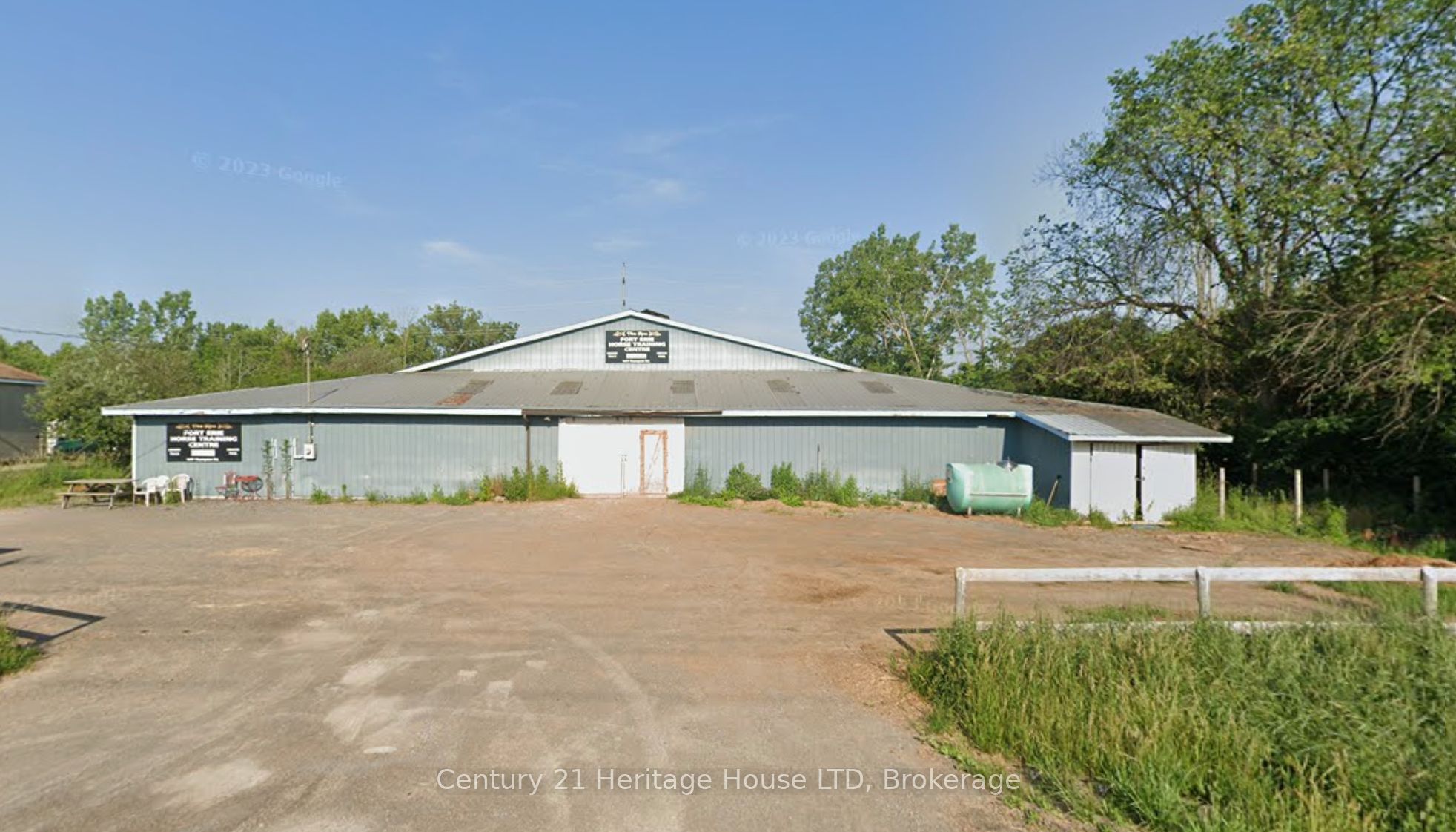 1477 Thompson Road Property Photo