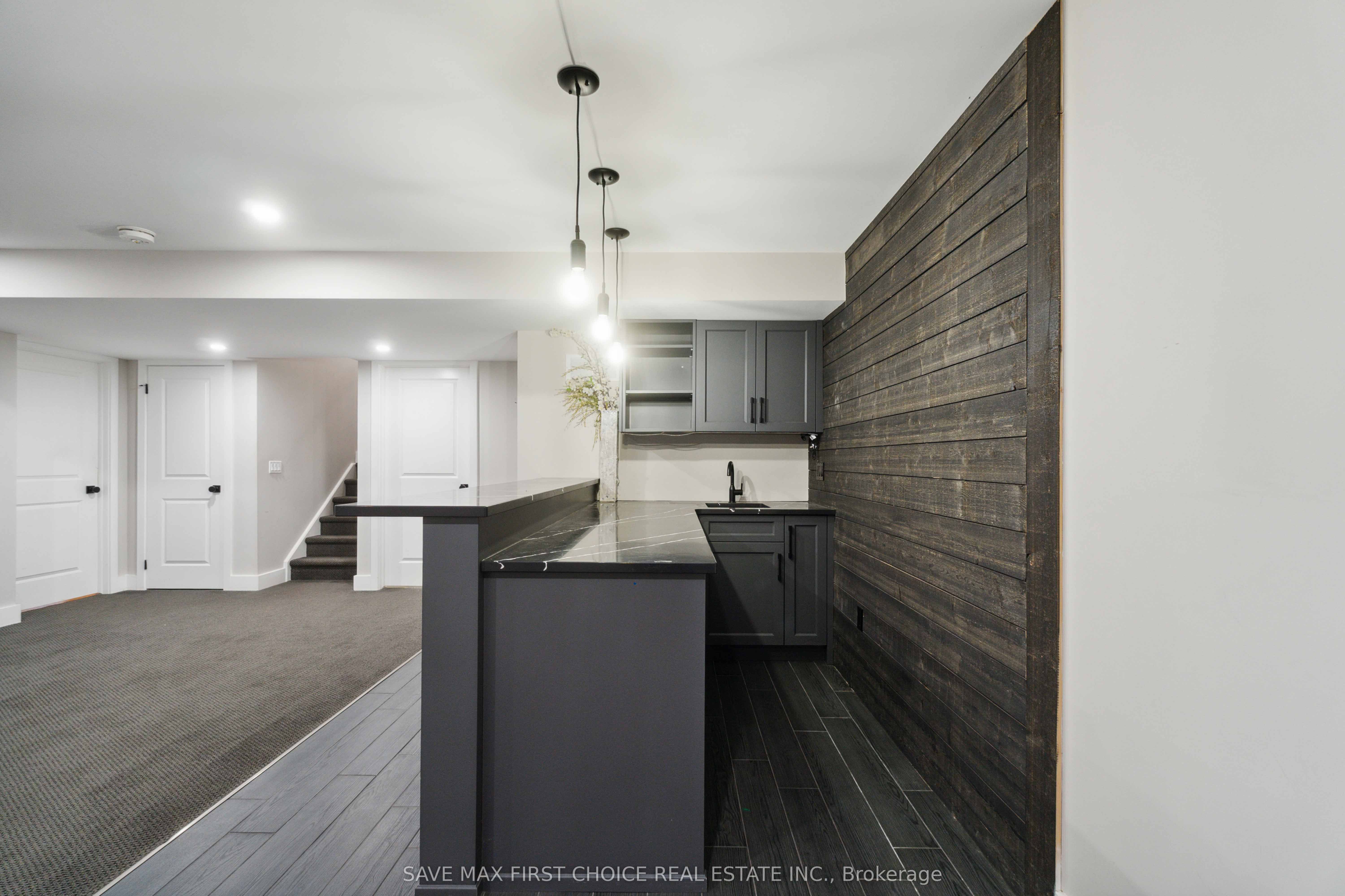 210 S Pelham Road Property Photo 23