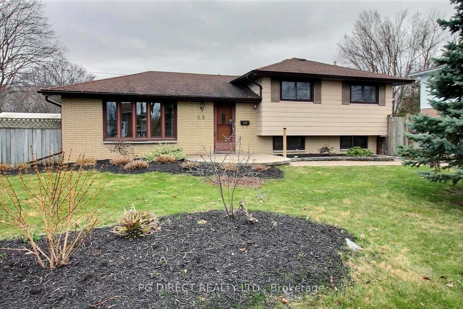 48 Janlyn Crescent Property Photo 1