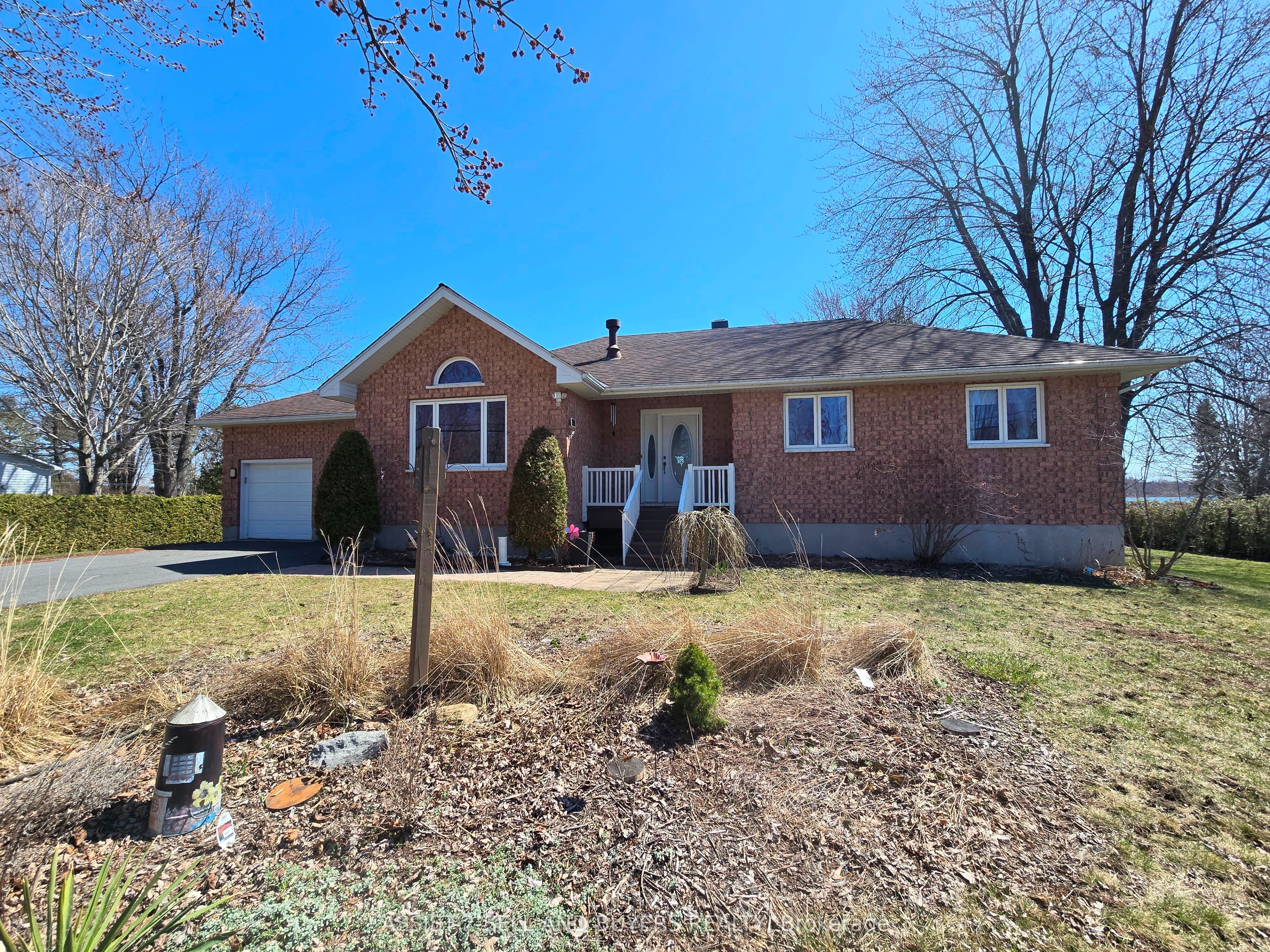 15206 Colonial Drive Property Photo