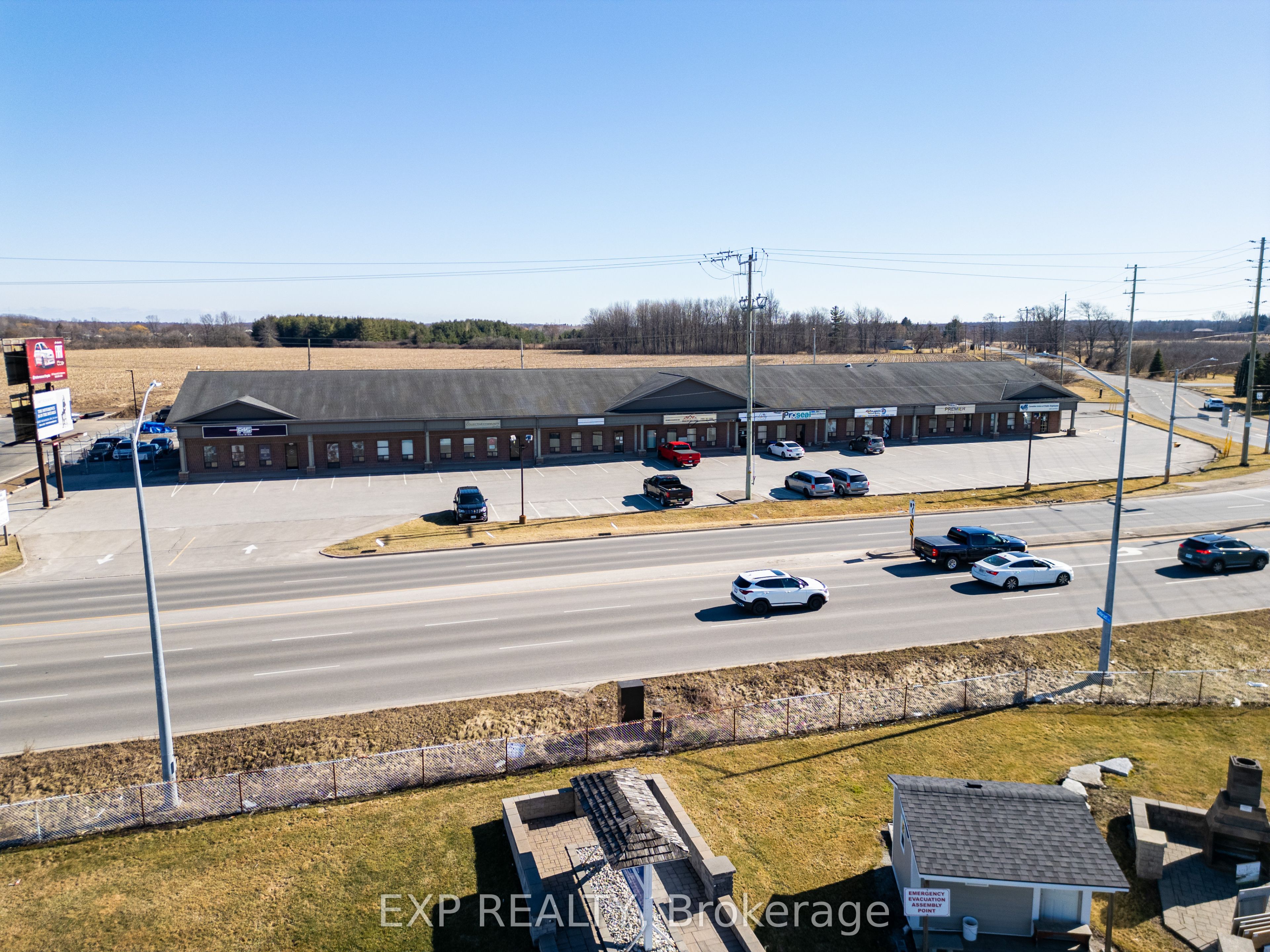 2601 Highway 20 Property Photo 8