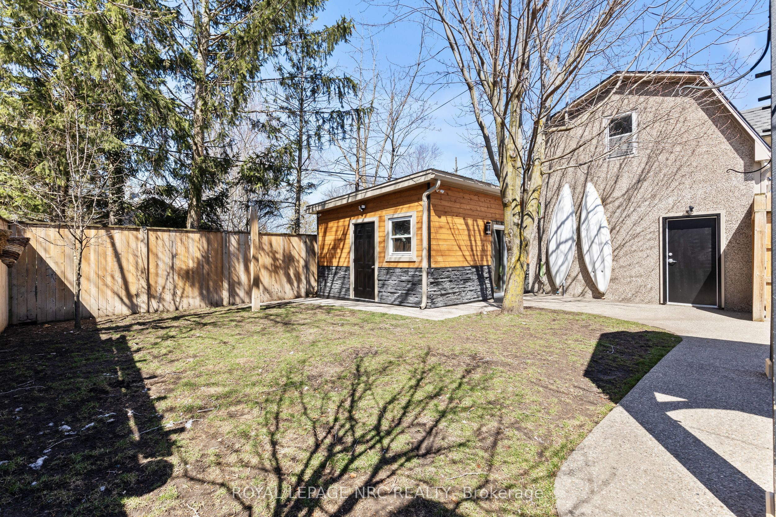 538 King Street Property Photo 37