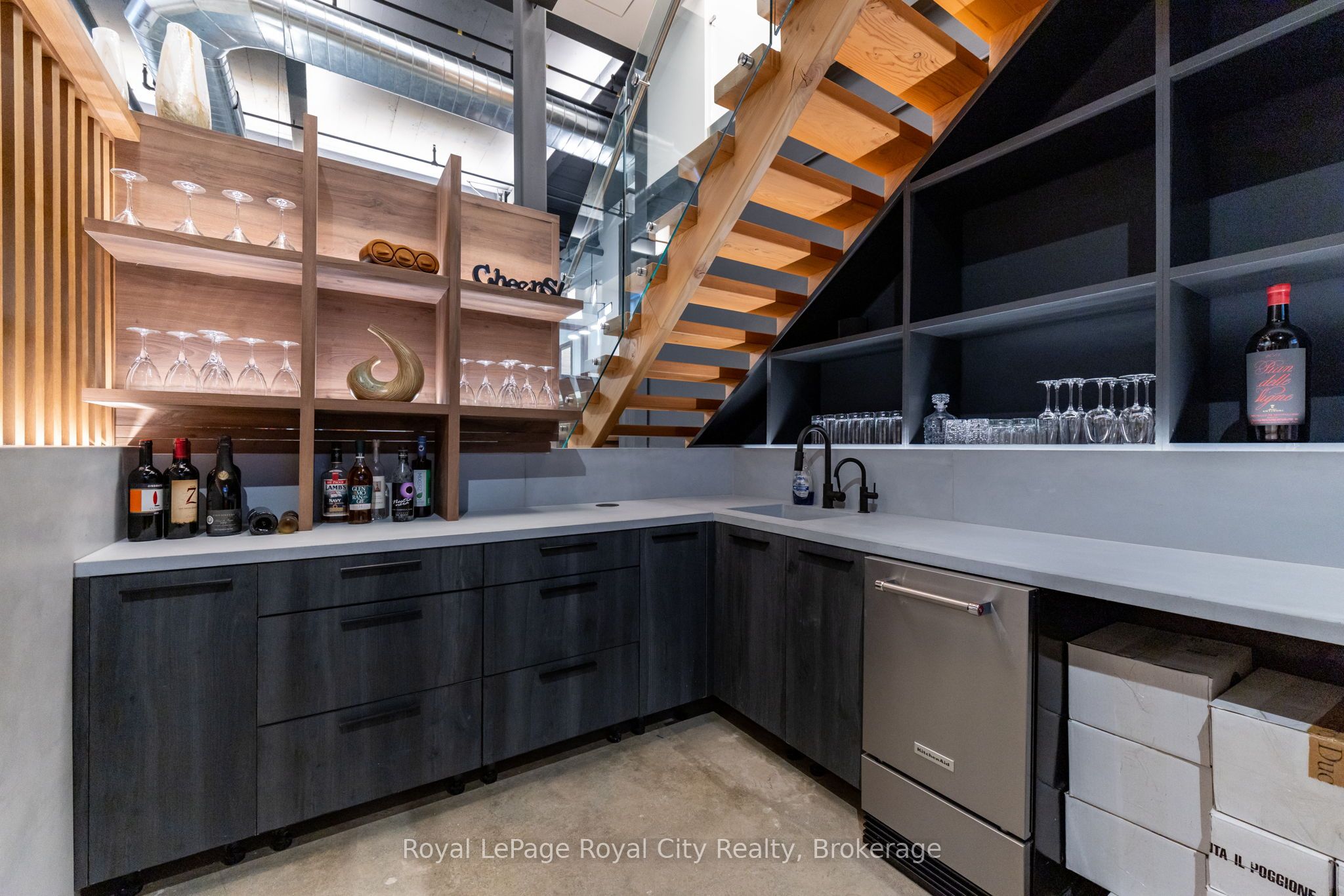 55 Norfolk Street Property Photo 5