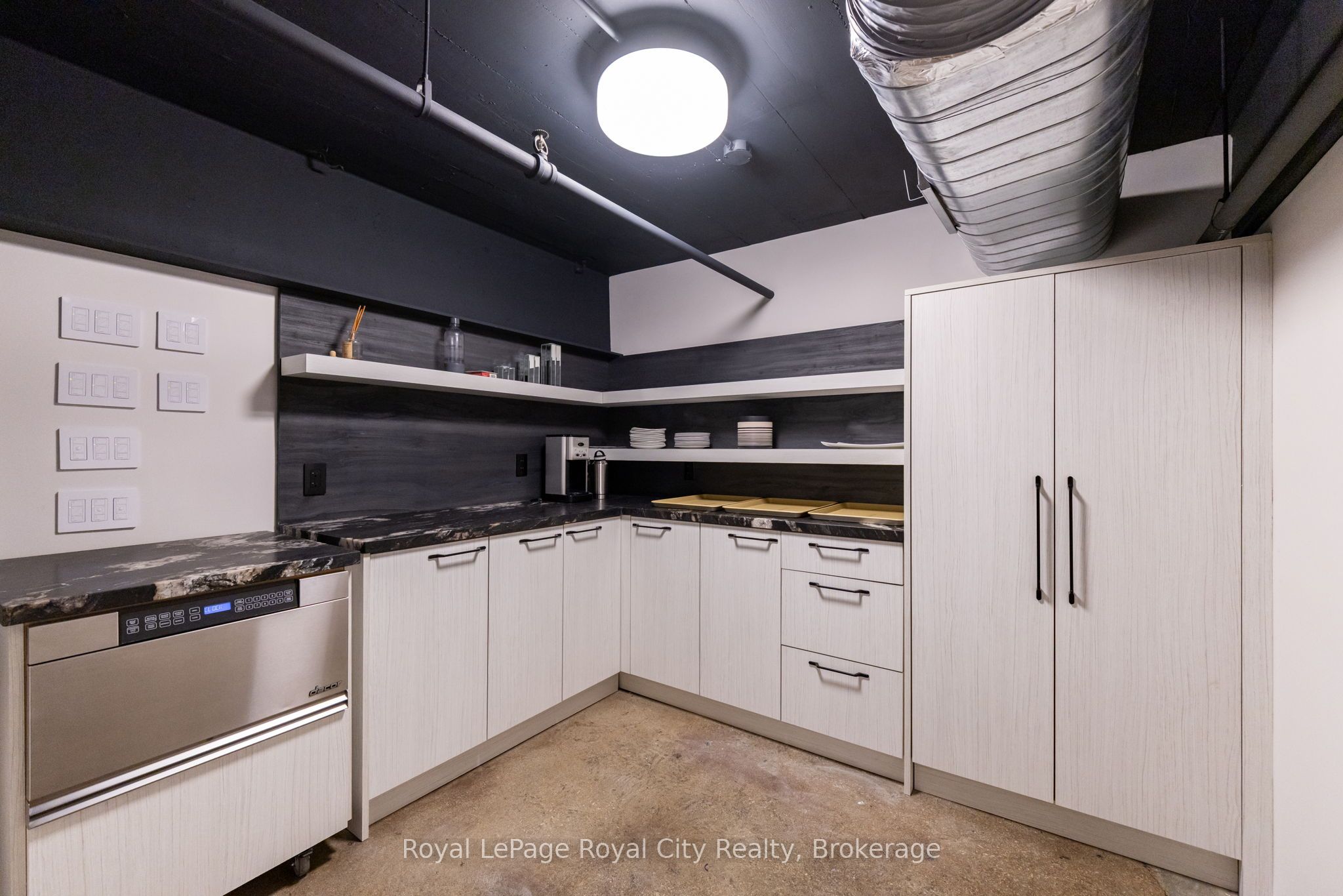 55 Norfolk Street Property Photo 9