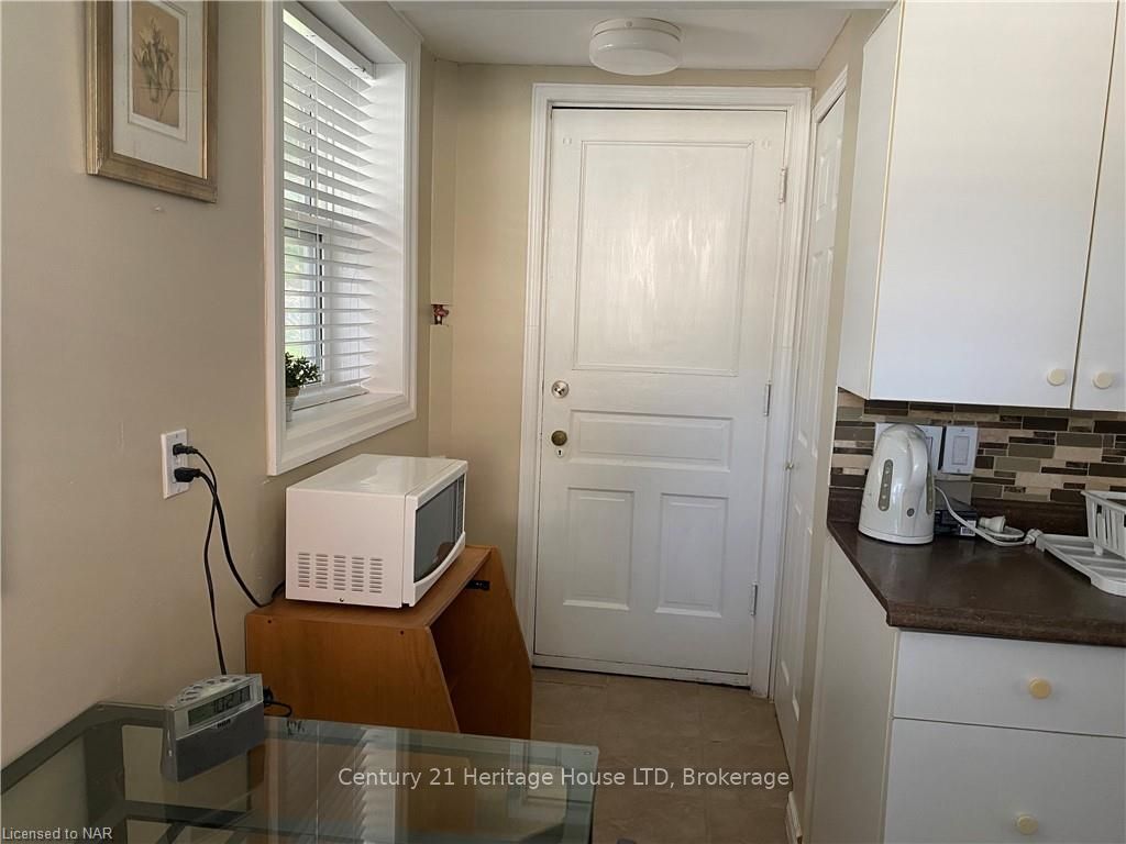 6042 Culp Street Property Photo 7