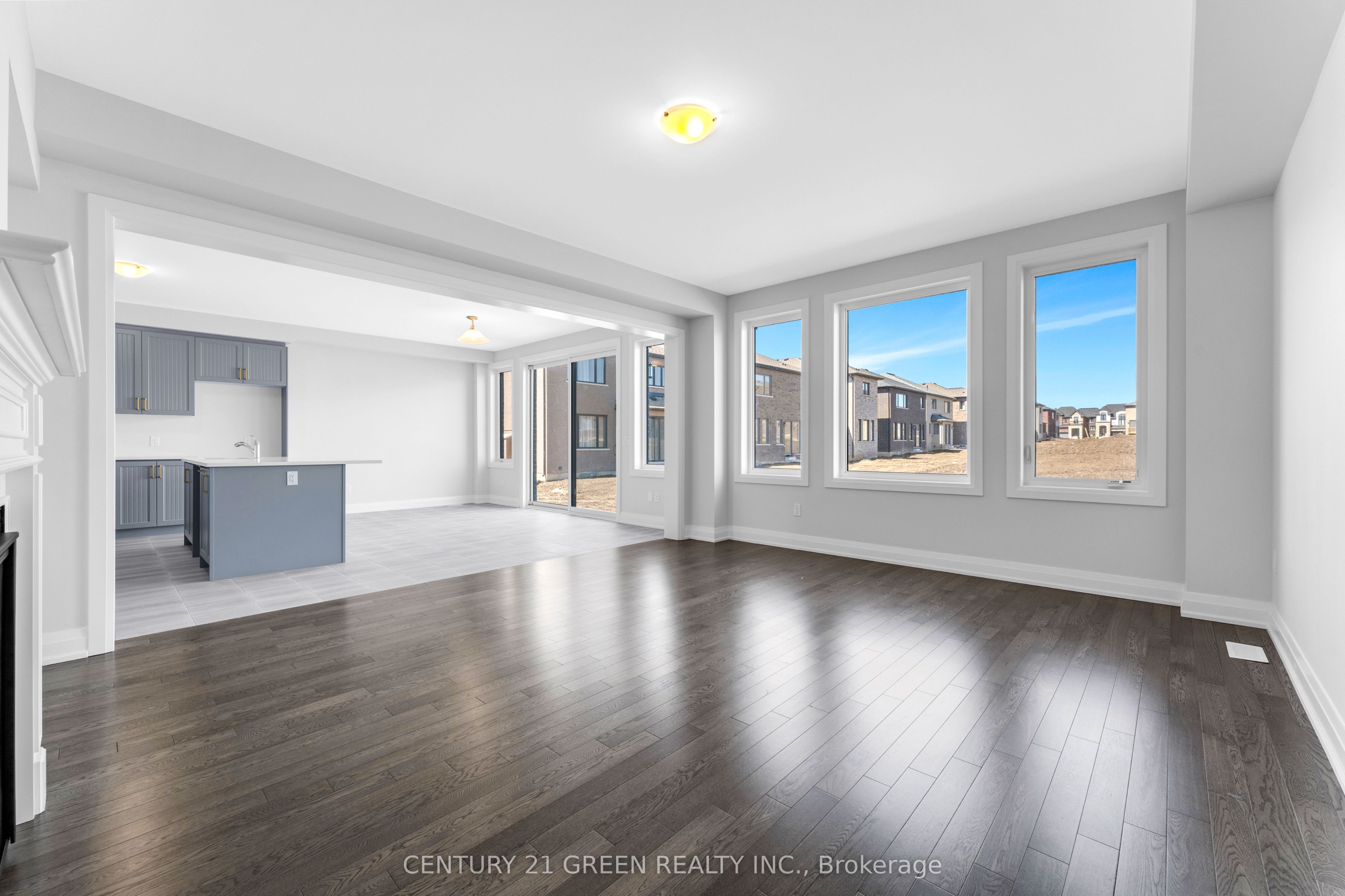 1447 Upper Thames Drive Property Photo 16