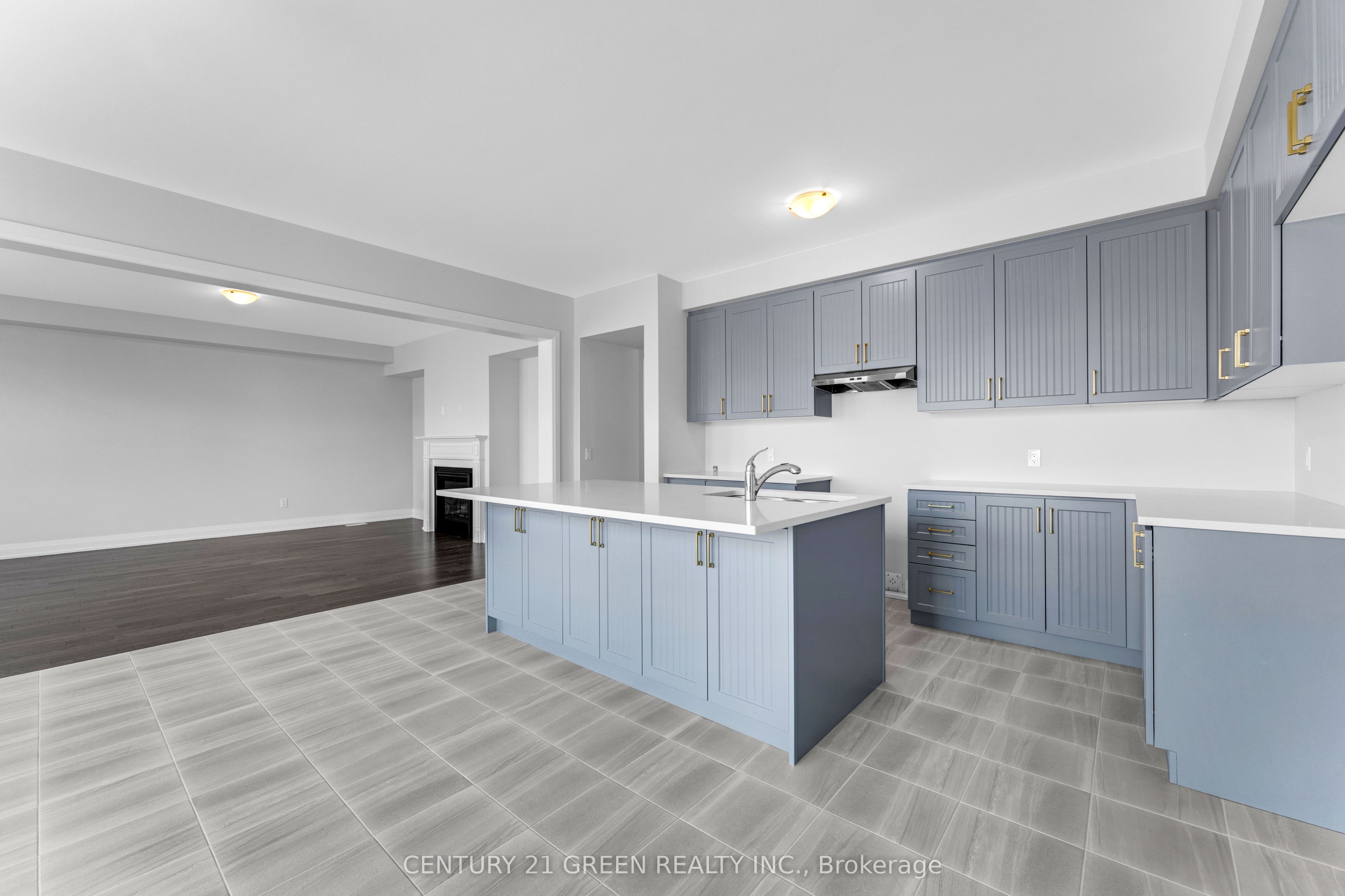 1447 Upper Thames Drive Property Photo 18