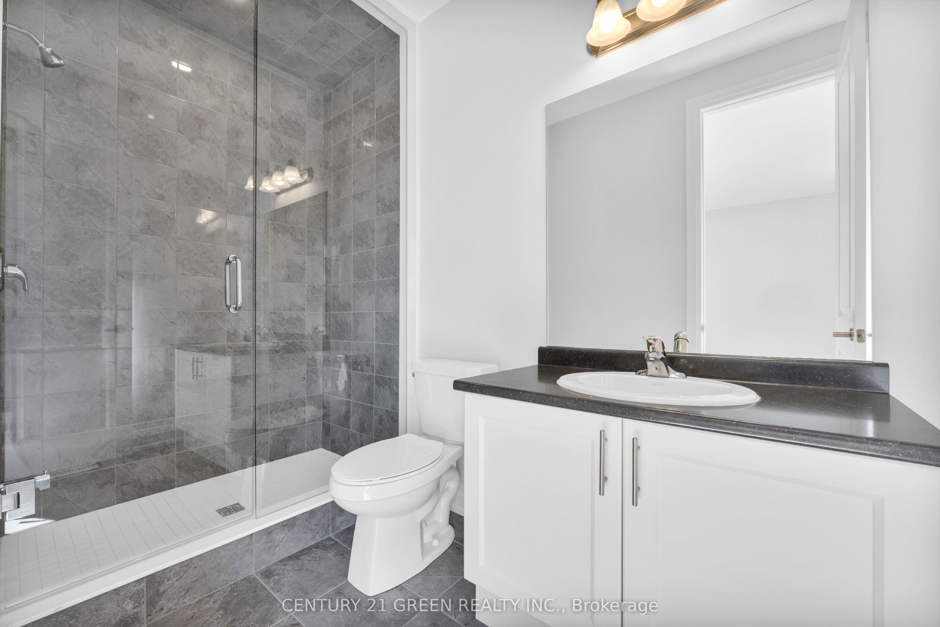 1447 Upper Thames Drive Property Photo 35
