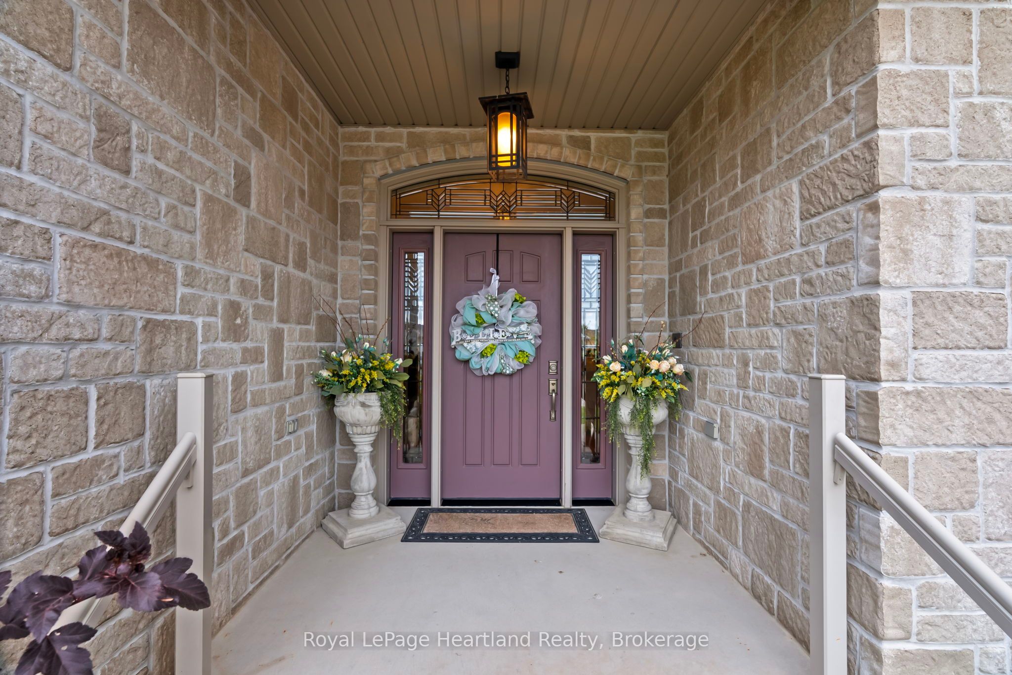 221 John Street Property Photo 9