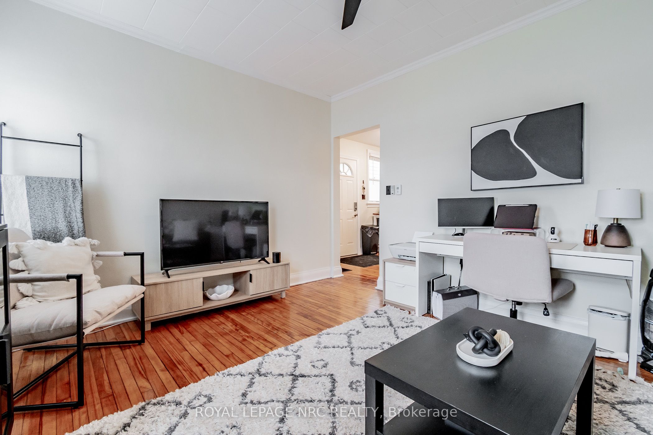 152 West Street Property Photo 5
