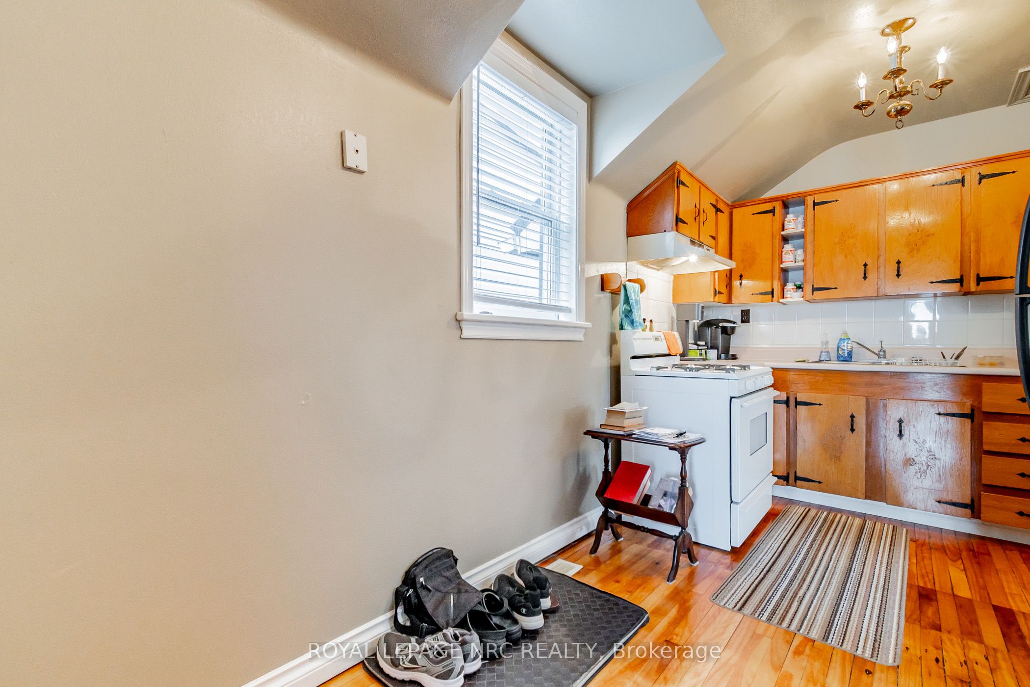 152 West Street Property Photo 15