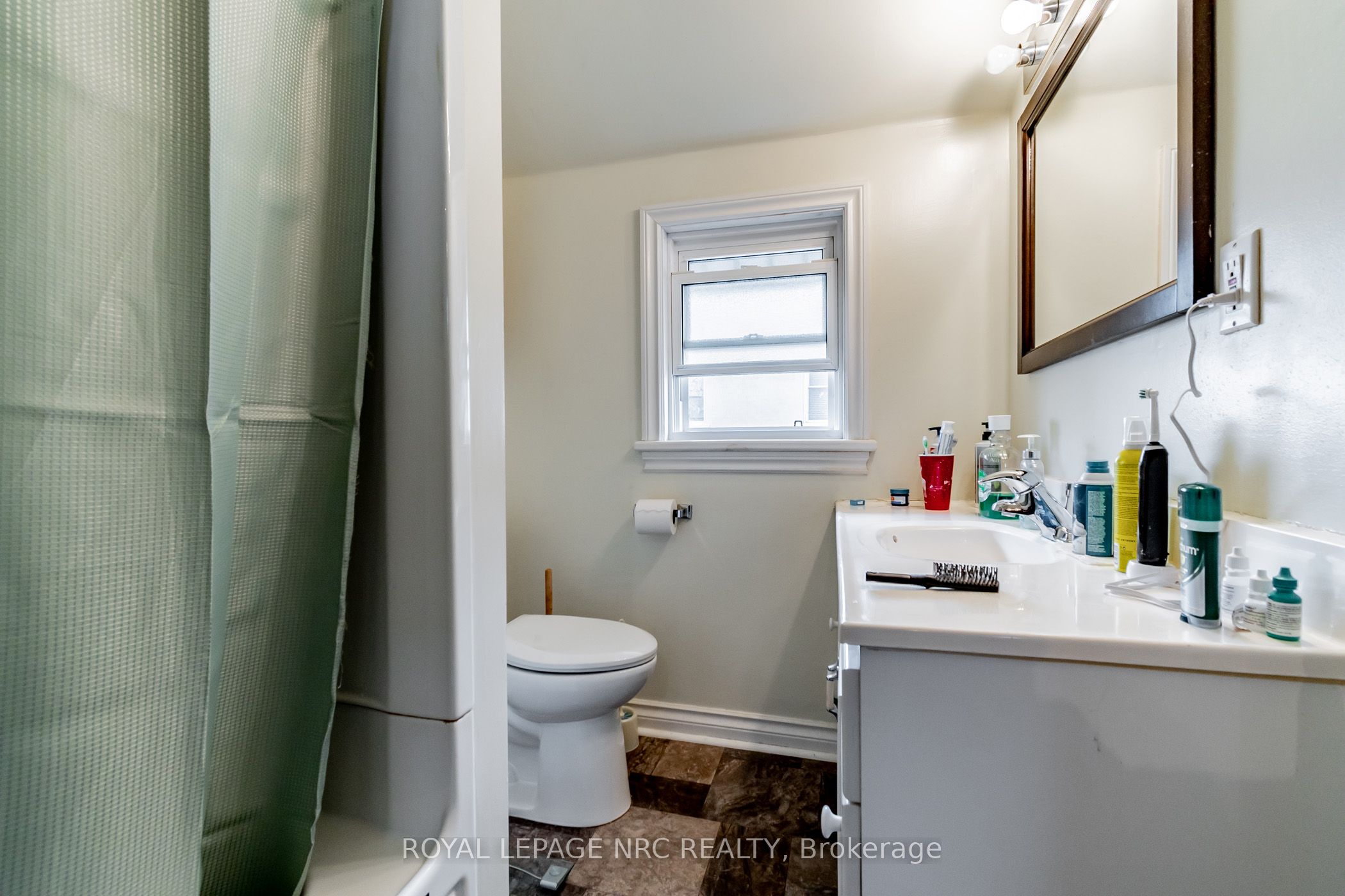 152 West Street Property Photo 19