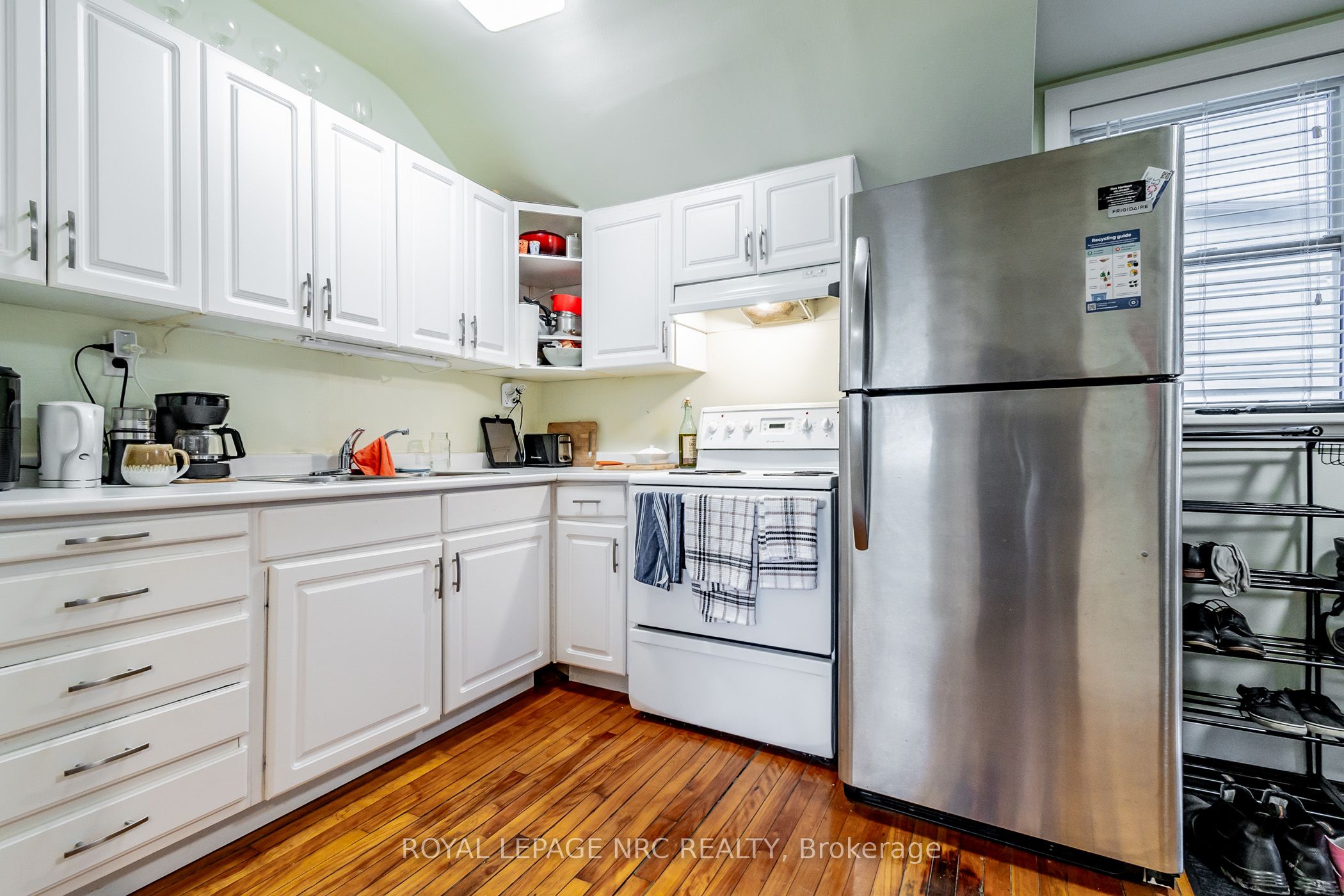 152 West Street Property Photo 33