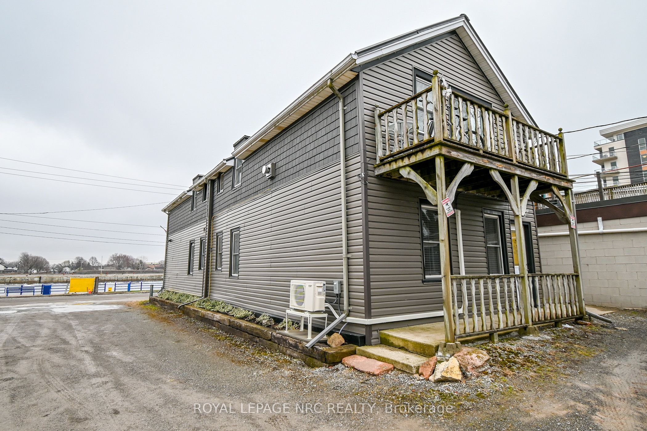 152 West Street Property Photo 44