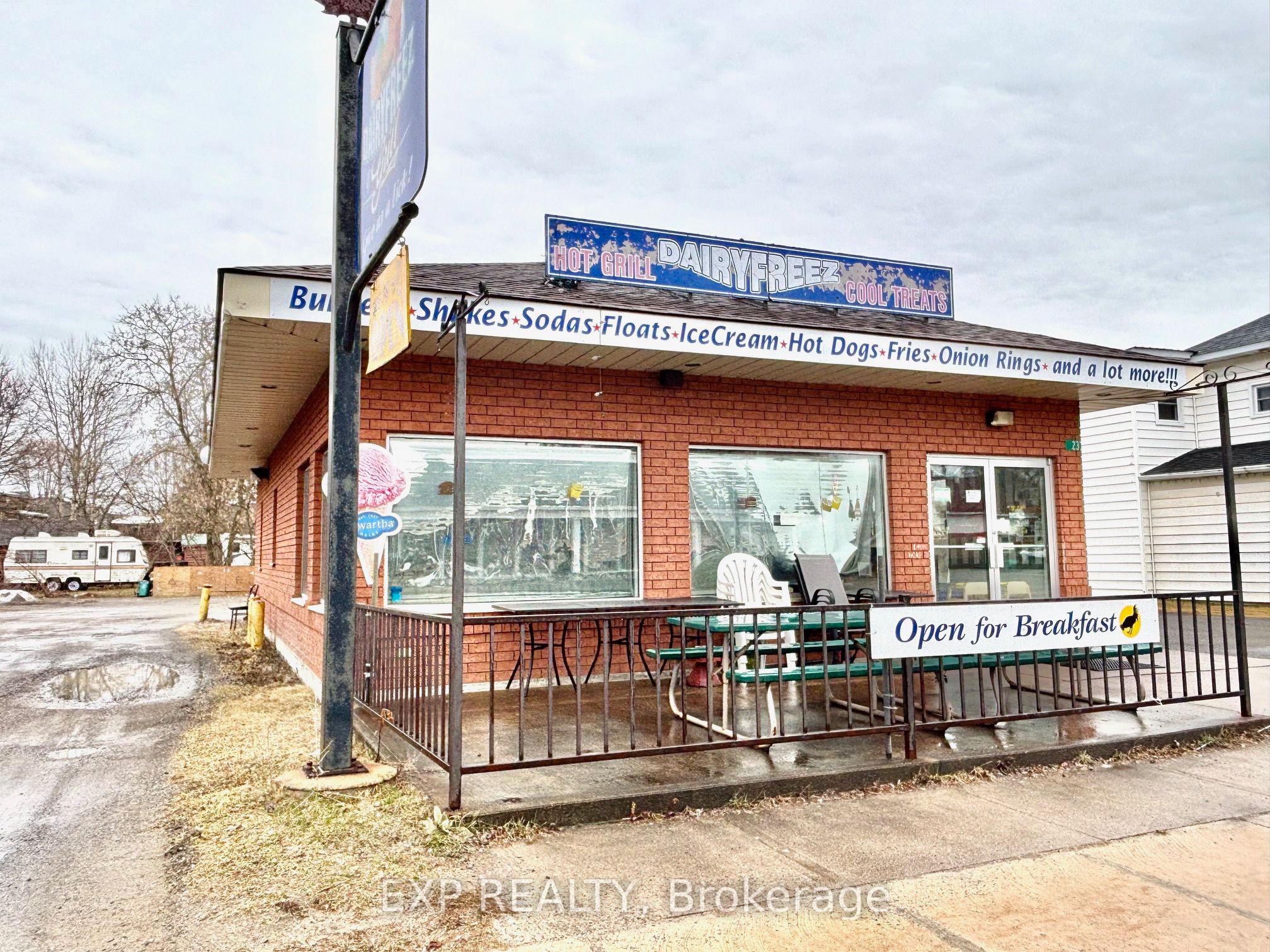 23 Bay Street Property Photo