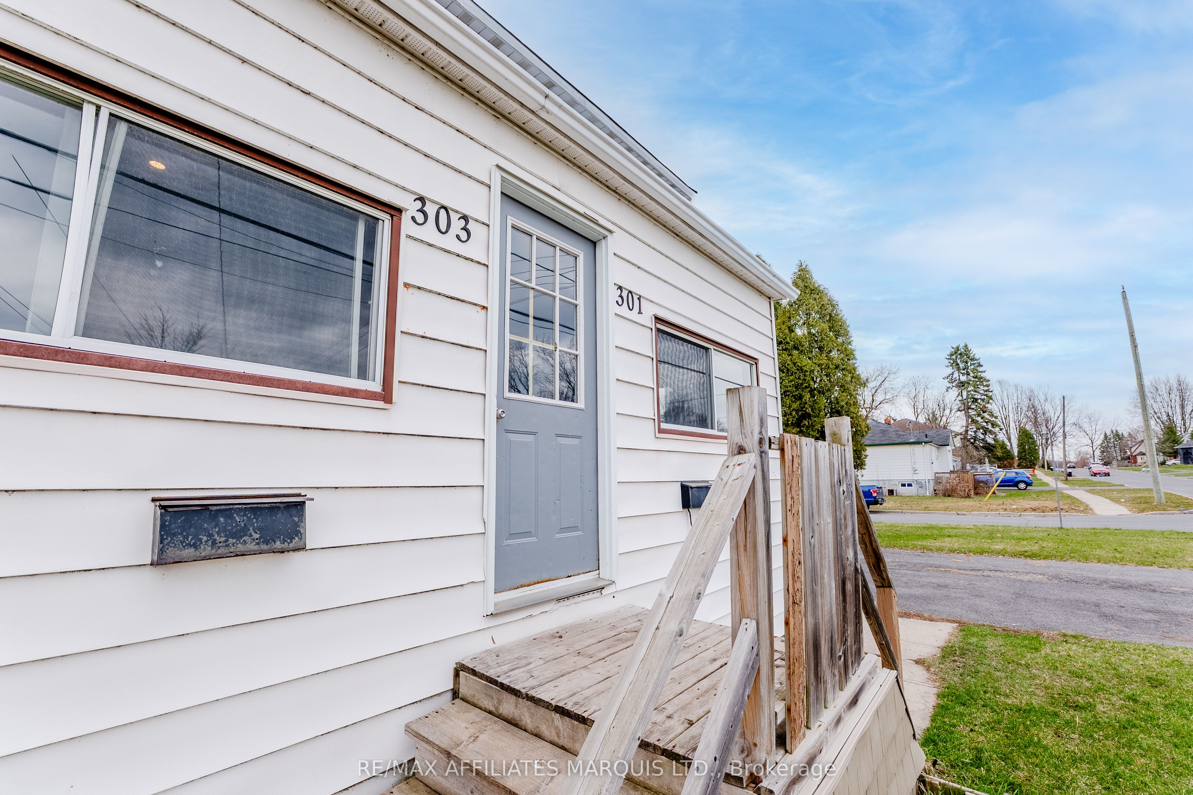 301-303 Hoople Avenue Property Photo 4