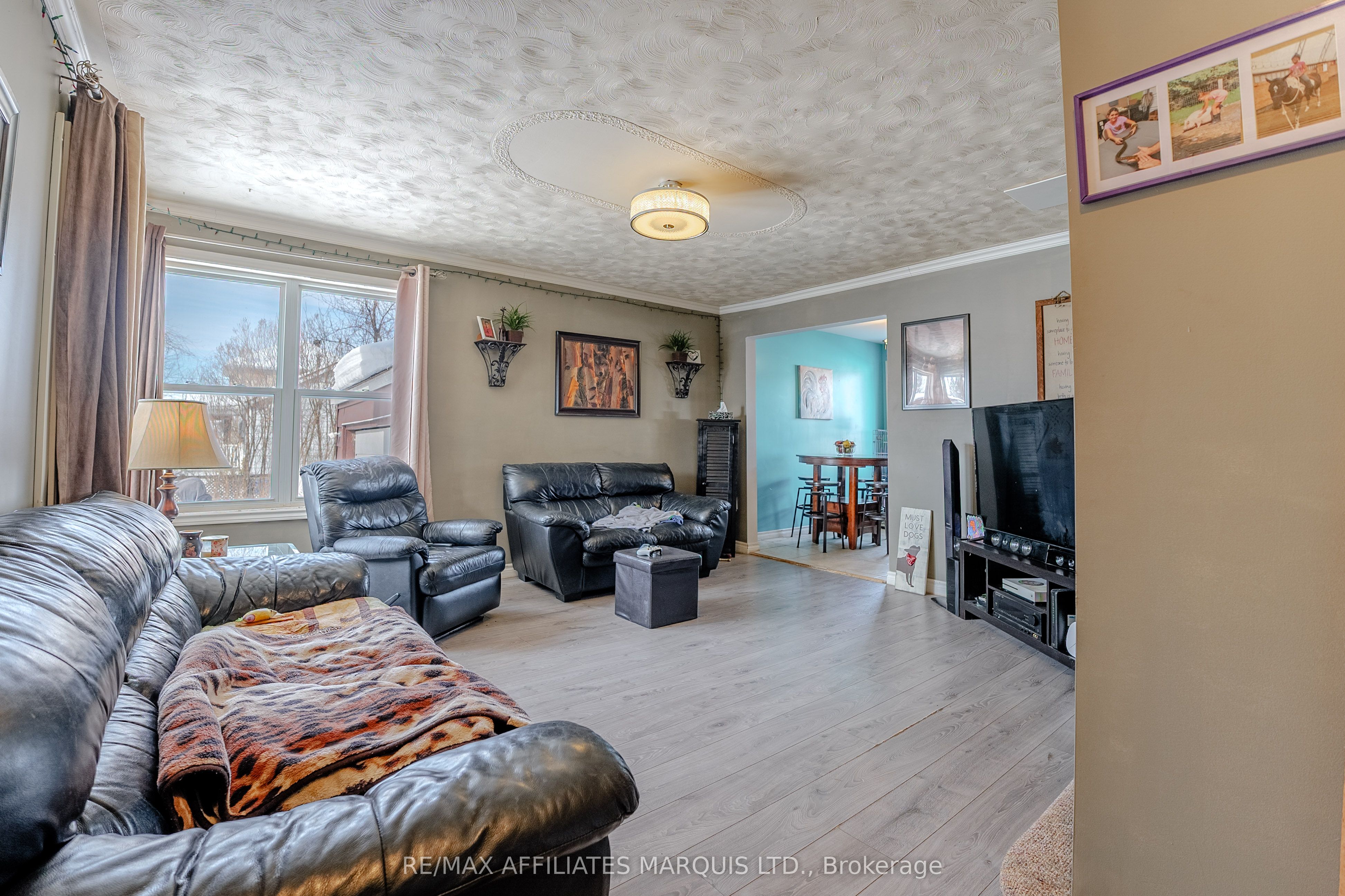 301-303 Hoople Avenue Property Photo 6