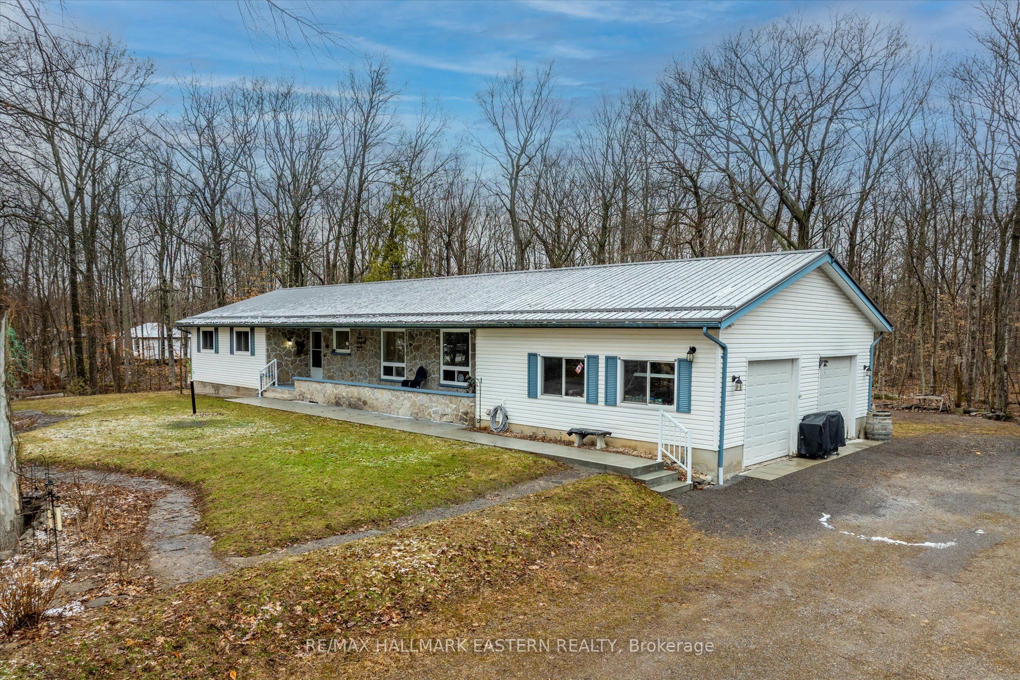 189 Cedarshores Drive Property Photo
