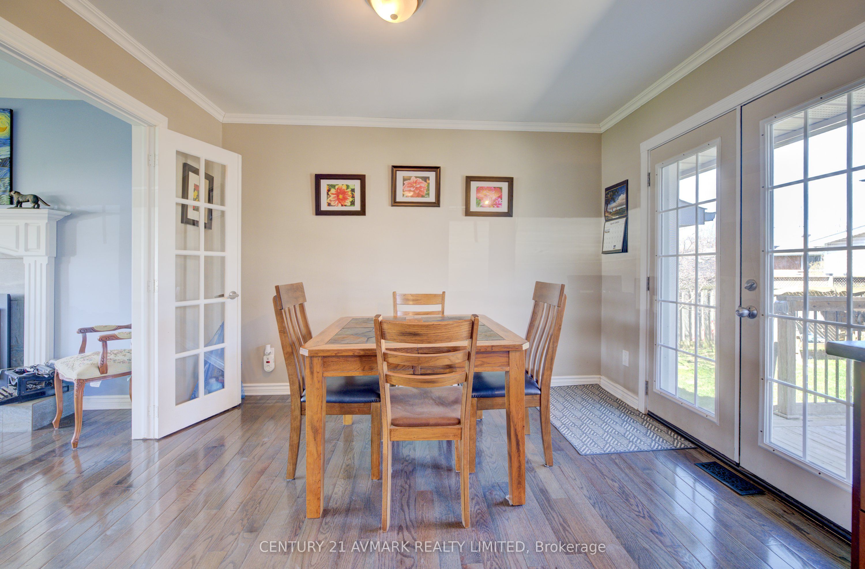 273 Lakeshore Road Property Photo 12