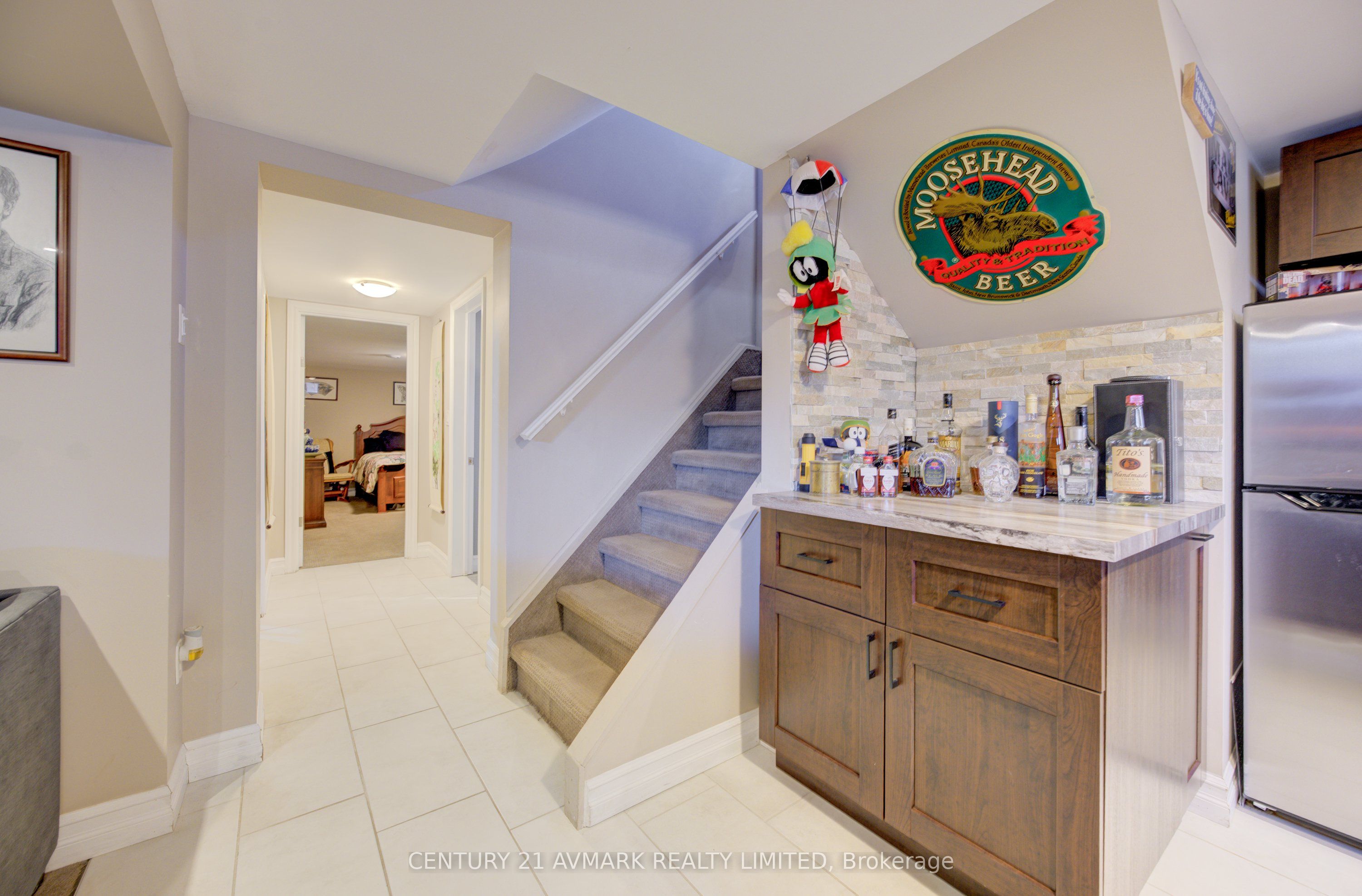 273 Lakeshore Road Property Photo 22
