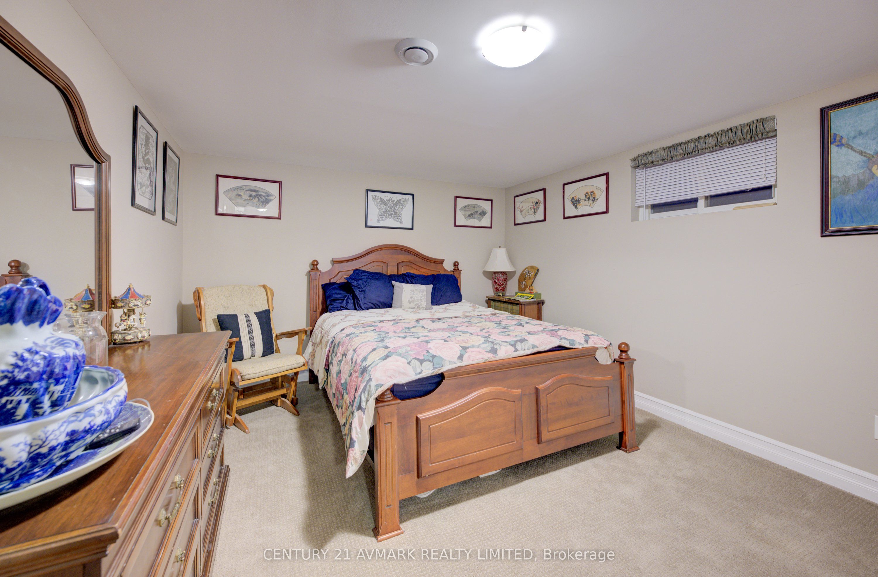 273 Lakeshore Road Property Photo 30
