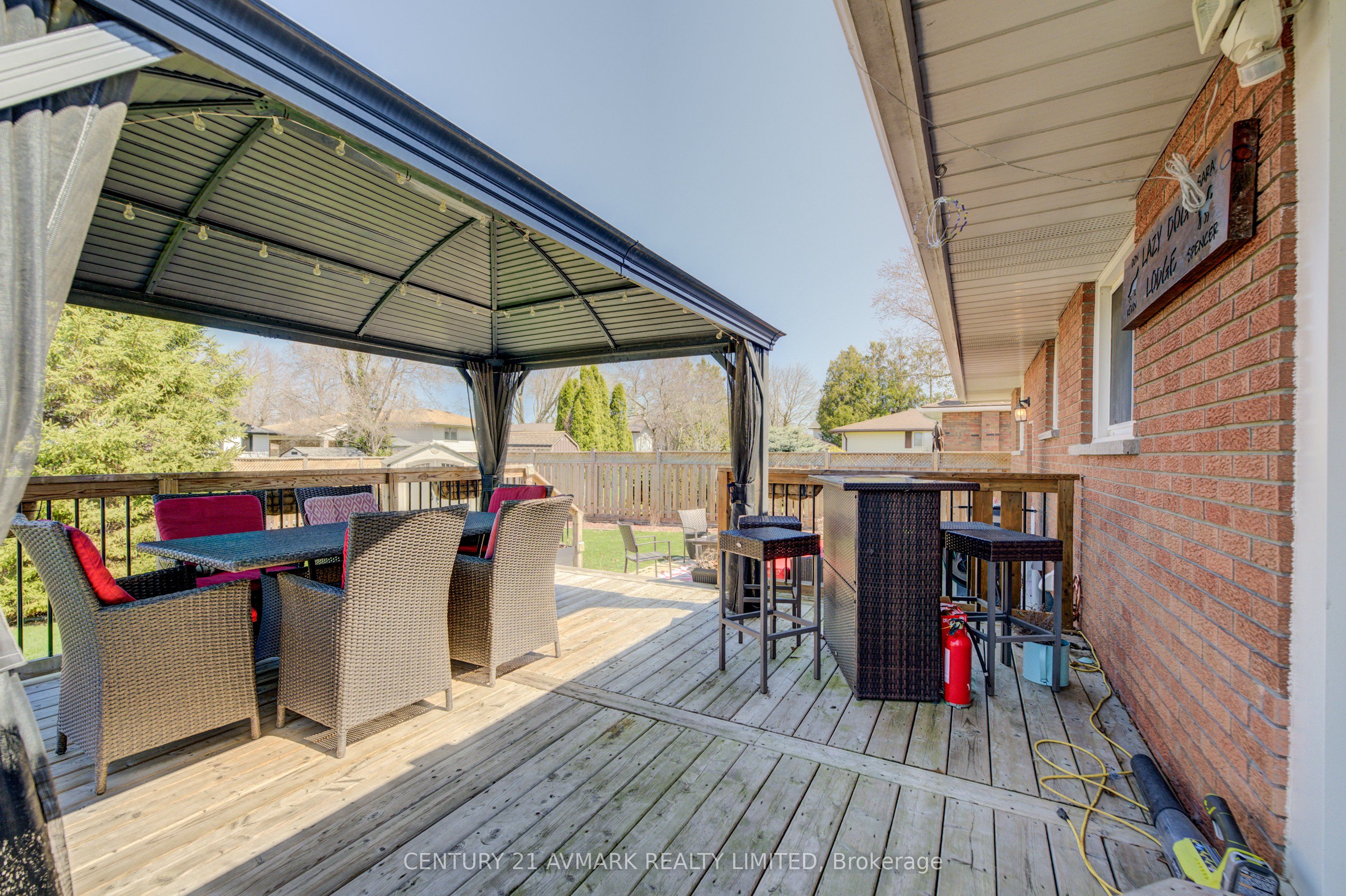 273 Lakeshore Road Property Photo 37