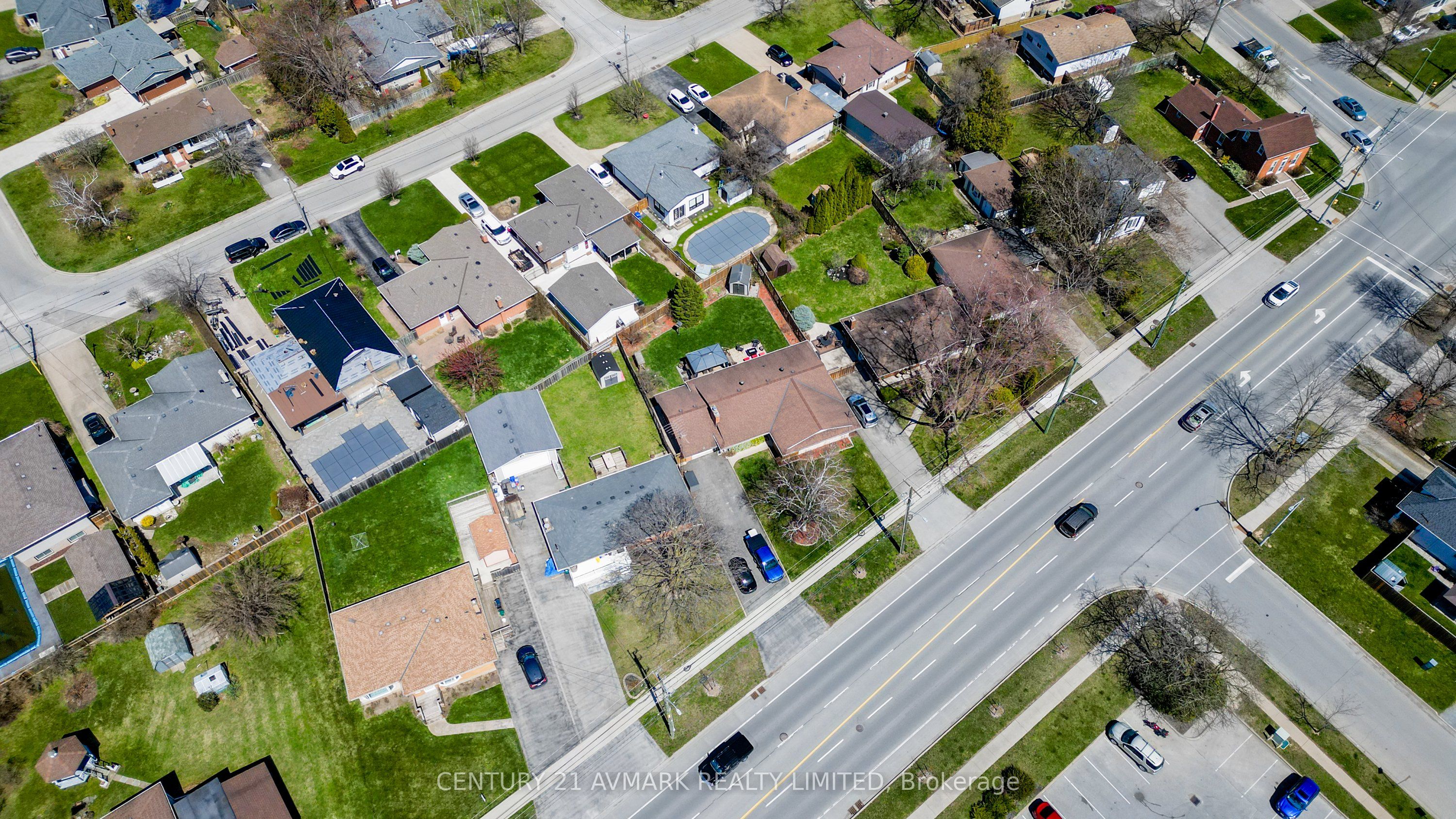 273 Lakeshore Road Property Photo 46