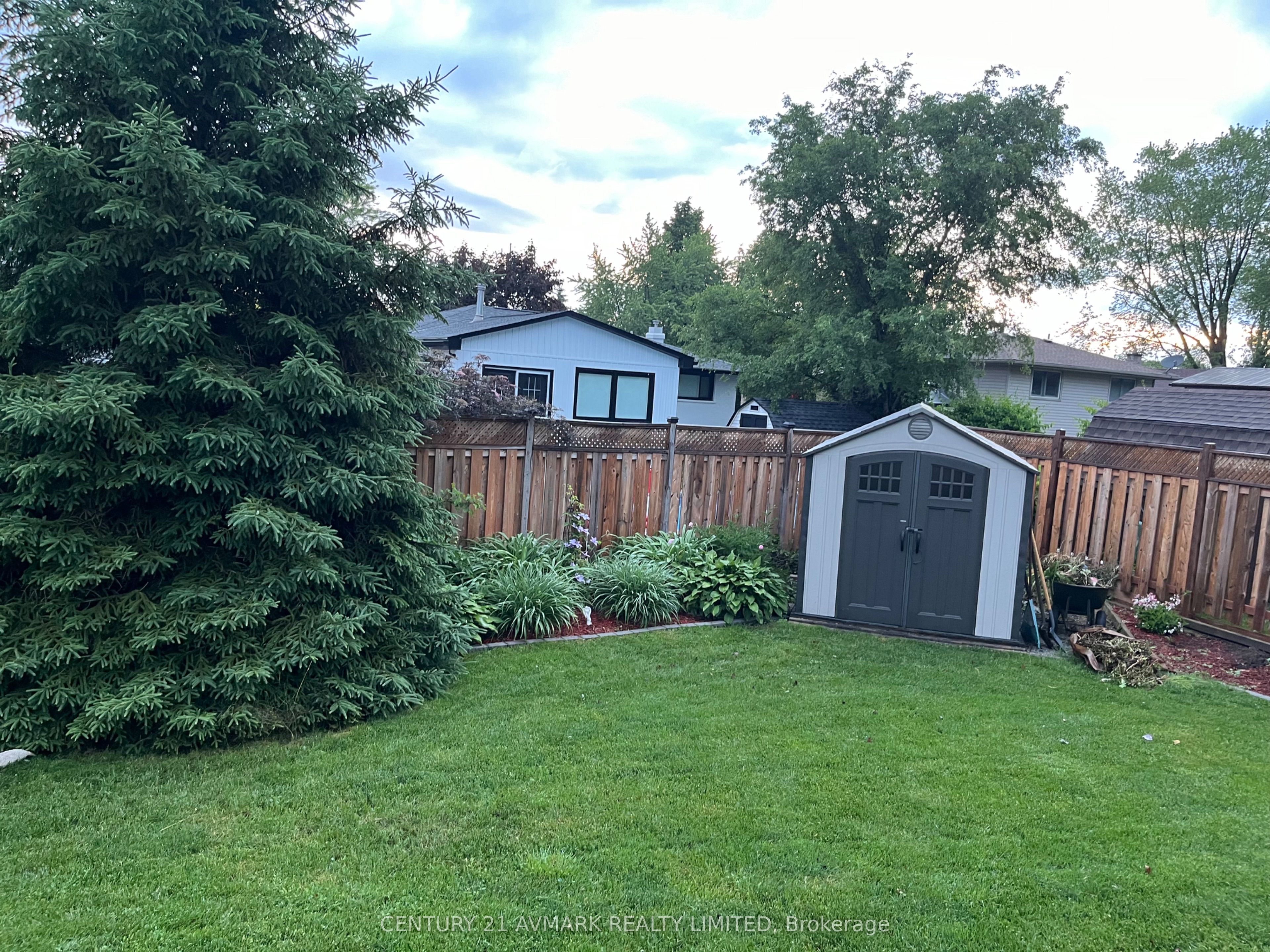 273 Lakeshore Road Property Photo 48