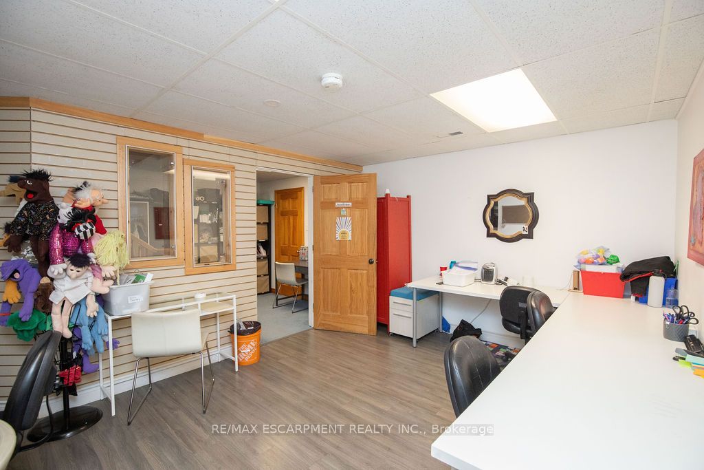 144 Wilson Street Property Photo 42
