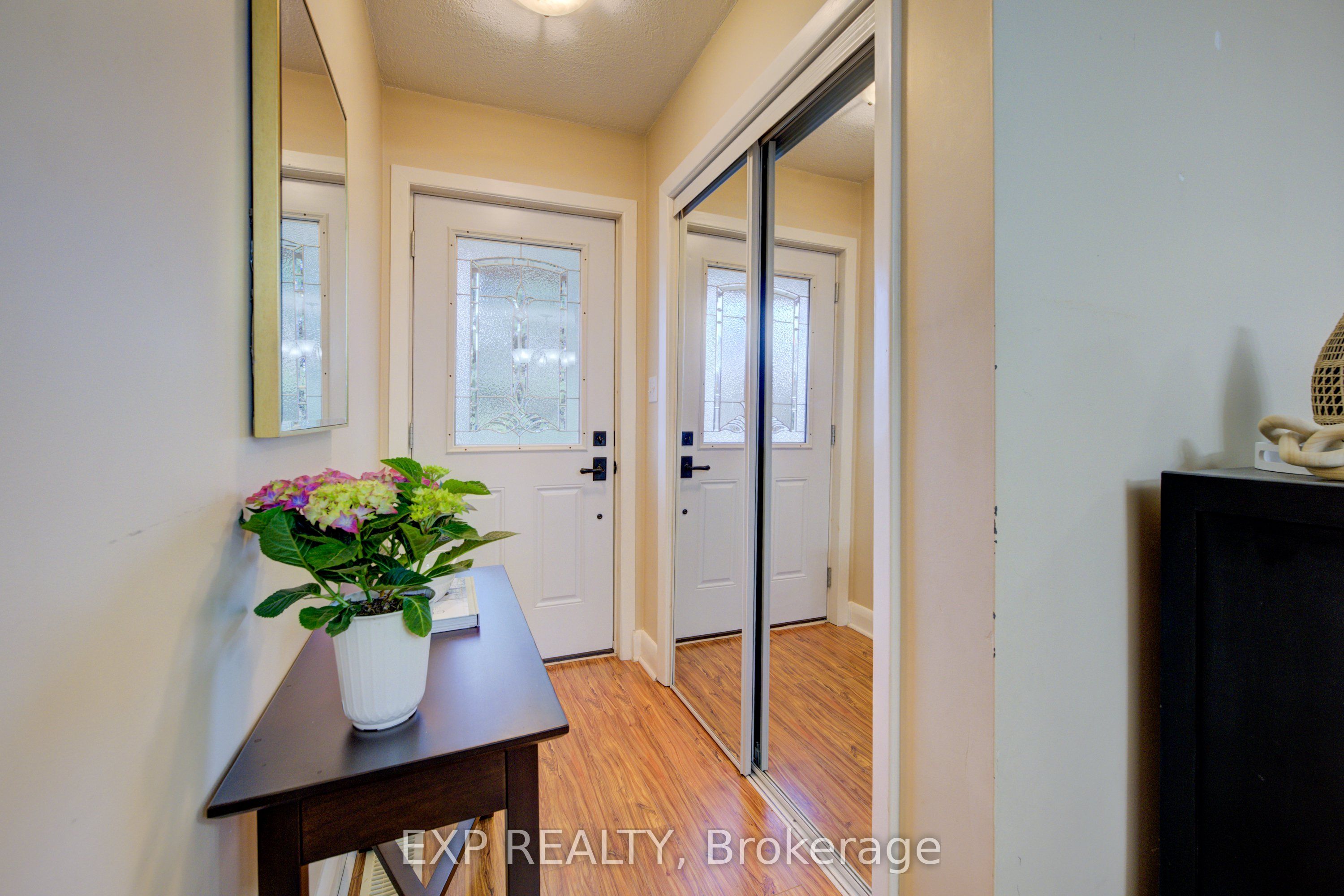 2166 Floradale Road Property Photo 3