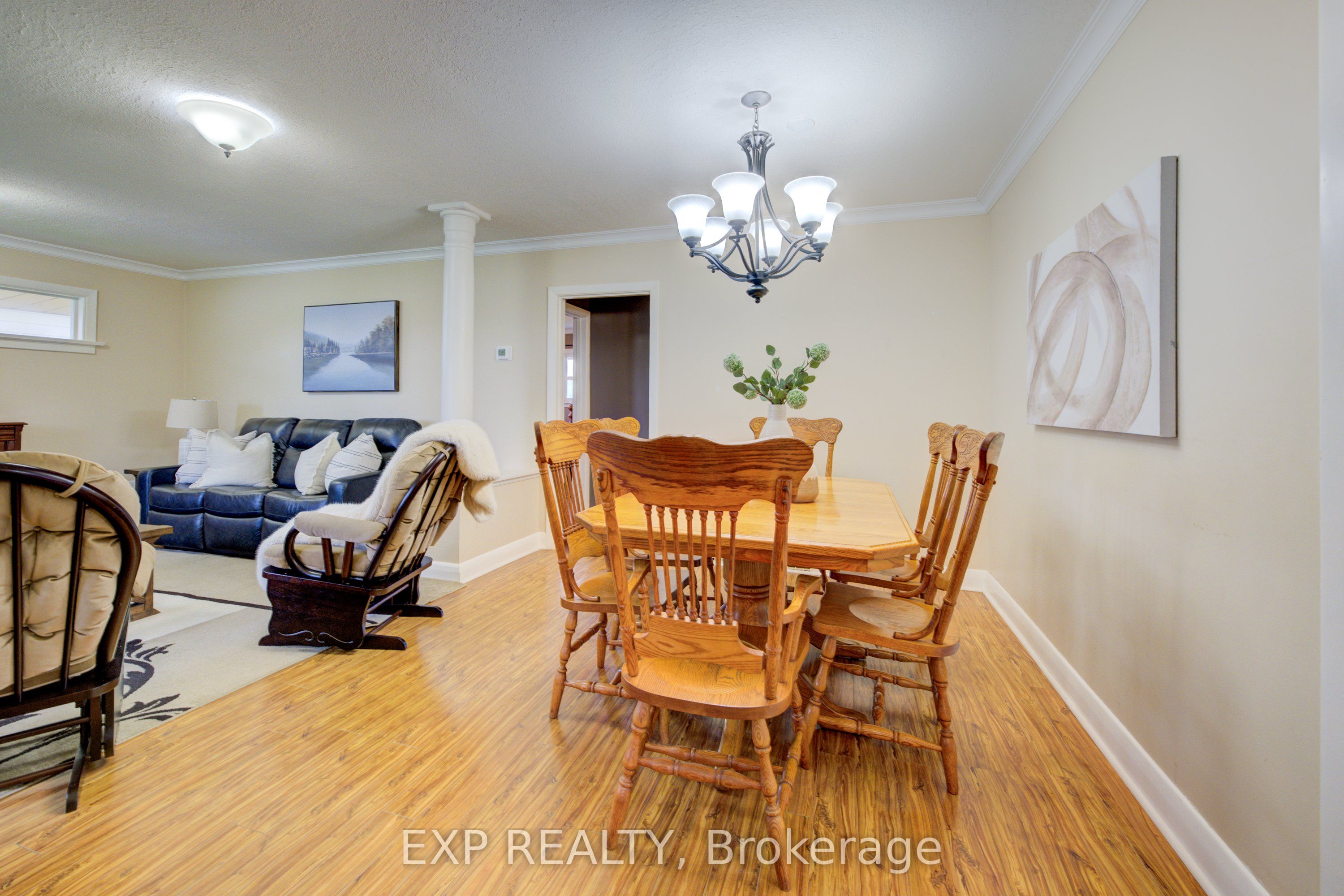 2166 Floradale Road Property Photo 4