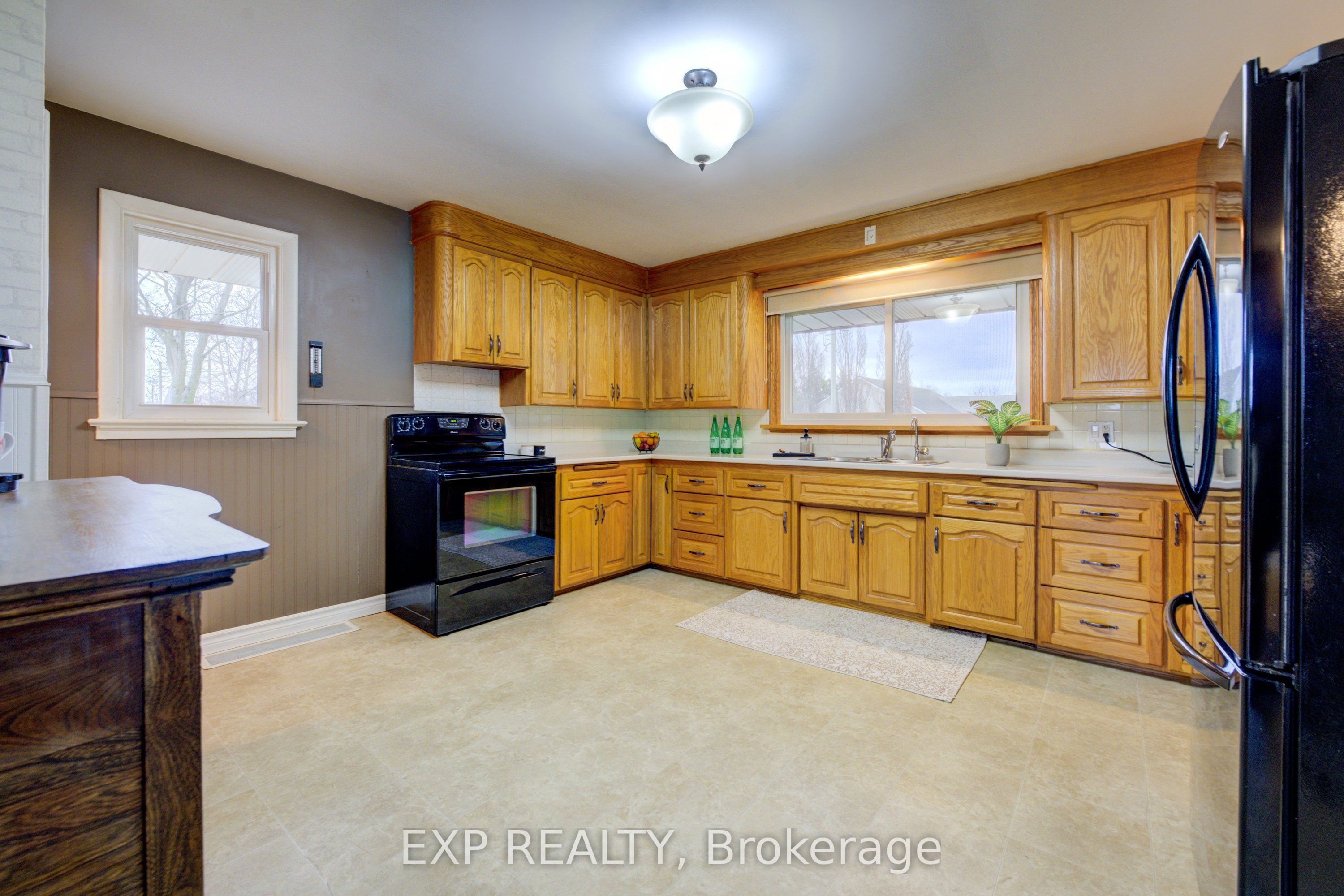 2166 Floradale Road Property Photo 10